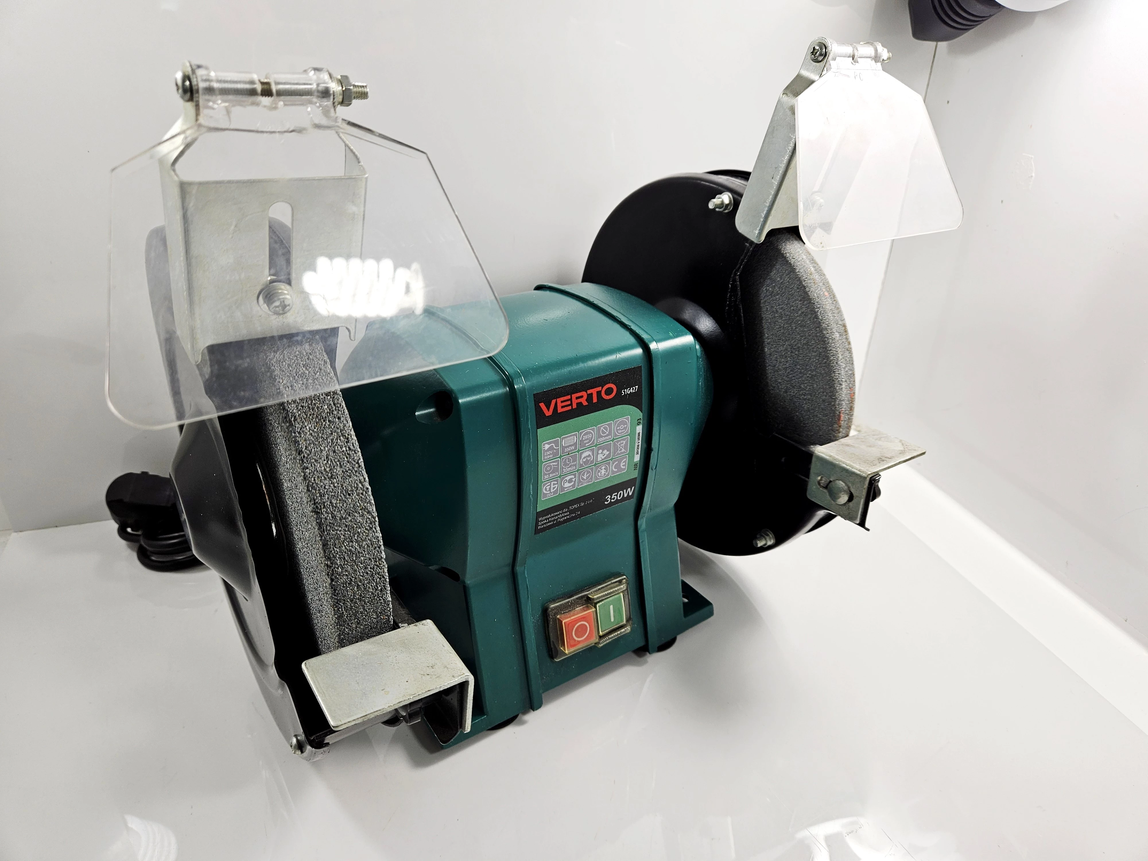 szlifierka-stolowa-350w-sciernica-200x16mm-verto-51g427-ean-gtin-5902062514271