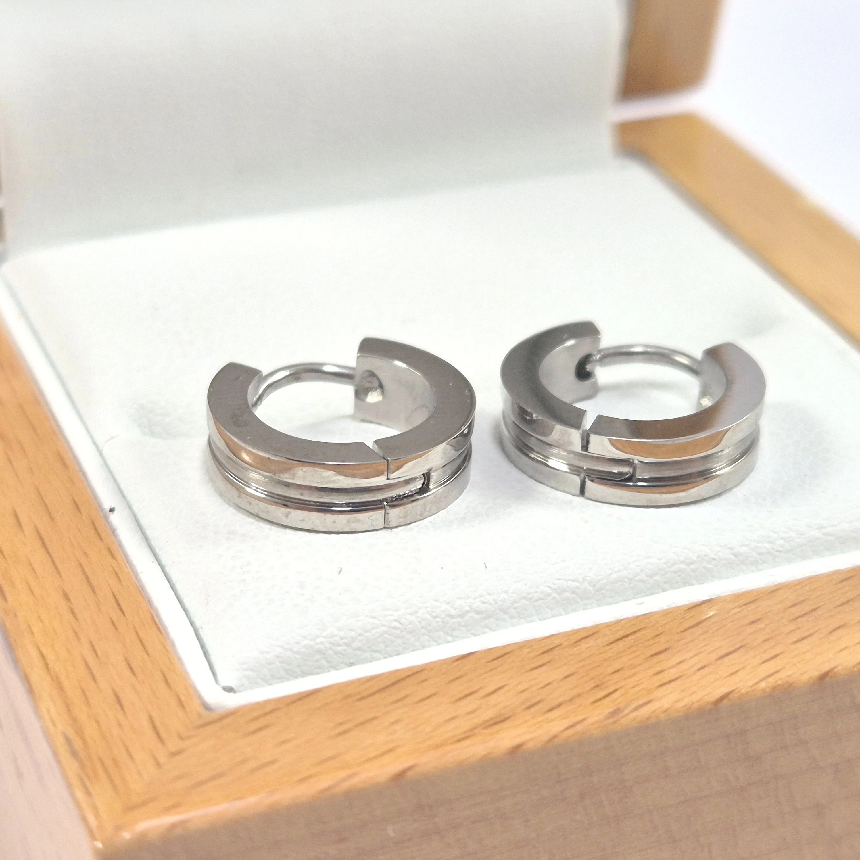 kolczyki-stal-gooix-435-00738-glogowska-35a-poznan-ska-x