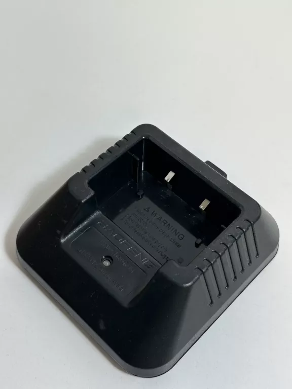 radiotelefon-baofeng-uv-5r-5w-eu-krotkofalowka-radio-fm-gw-model-uv-5r-htq-5w