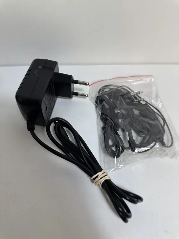 radiotelefon-baofeng-uv-5r-5w-eu-krotkofalowka-radio-fm-gw-marka-248811-1938709