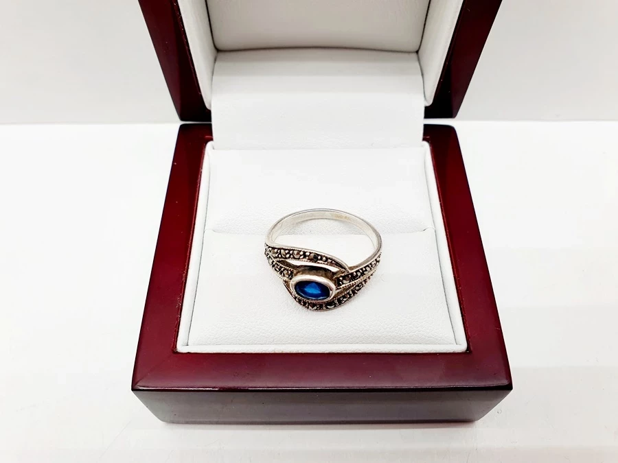 cudny-delikatny-srebrny-pierscionek-z-granatowym-oczkiem-p925-282g-r16-waga-282