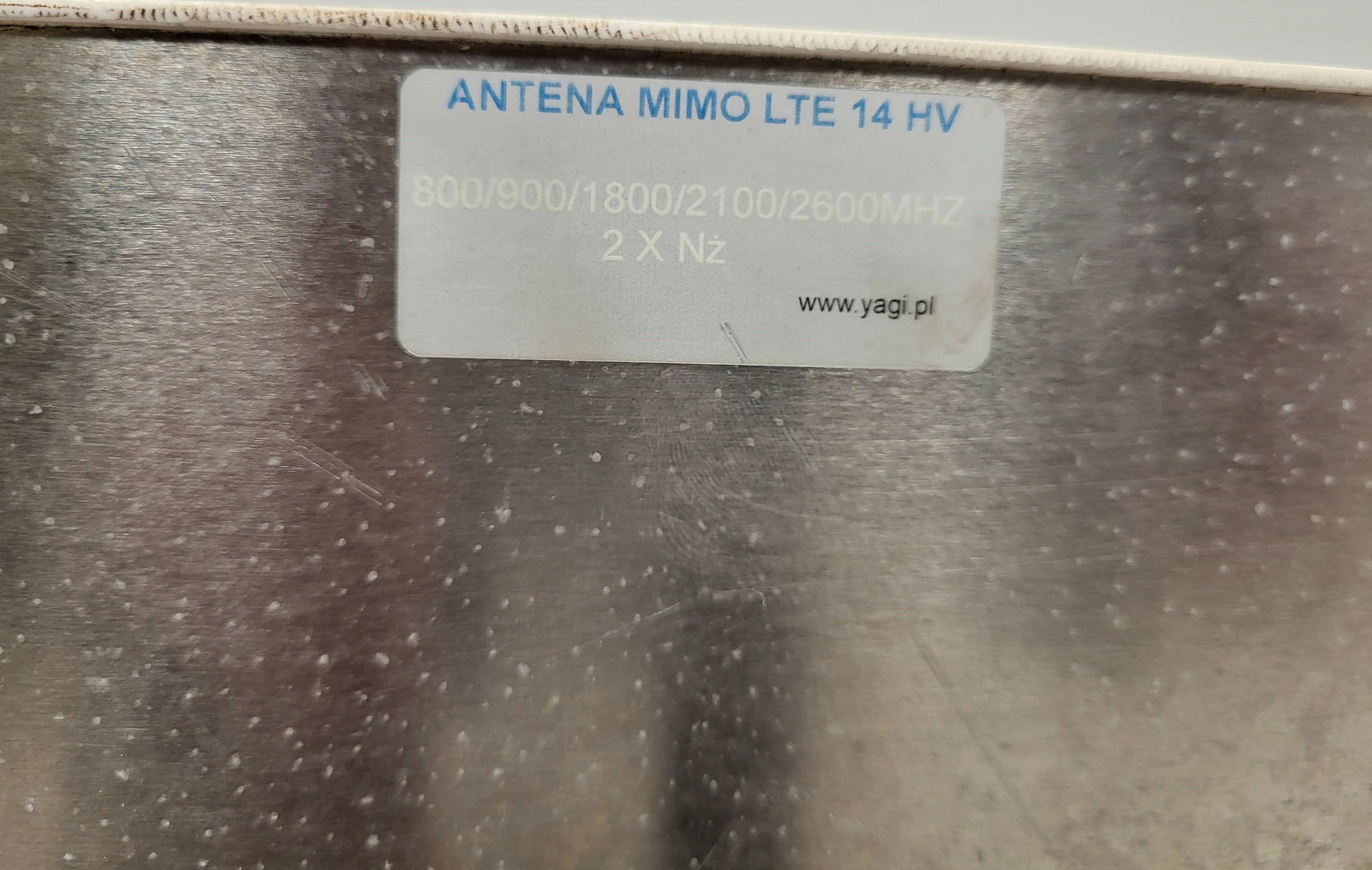 antena-do-internetu-lte-okablowanie-stan-11323-2