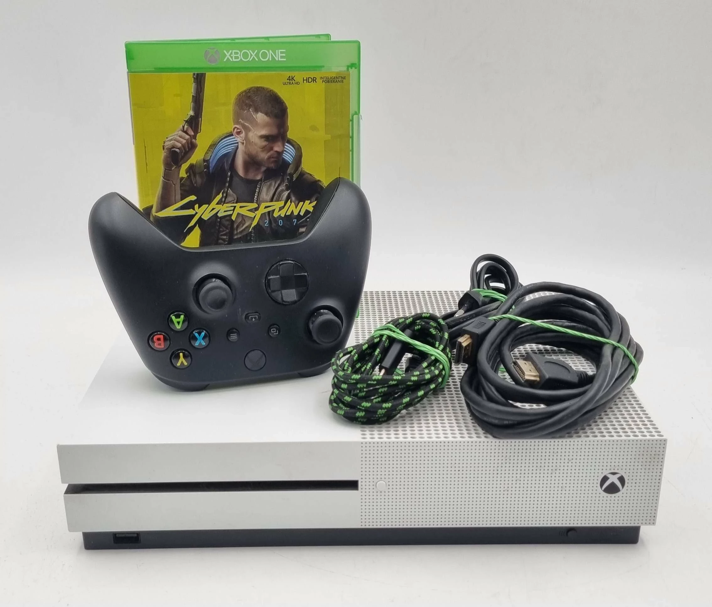 konsola-xbox-one-s-1tb-model-1681-kpl-farbiarska-22e-mosina