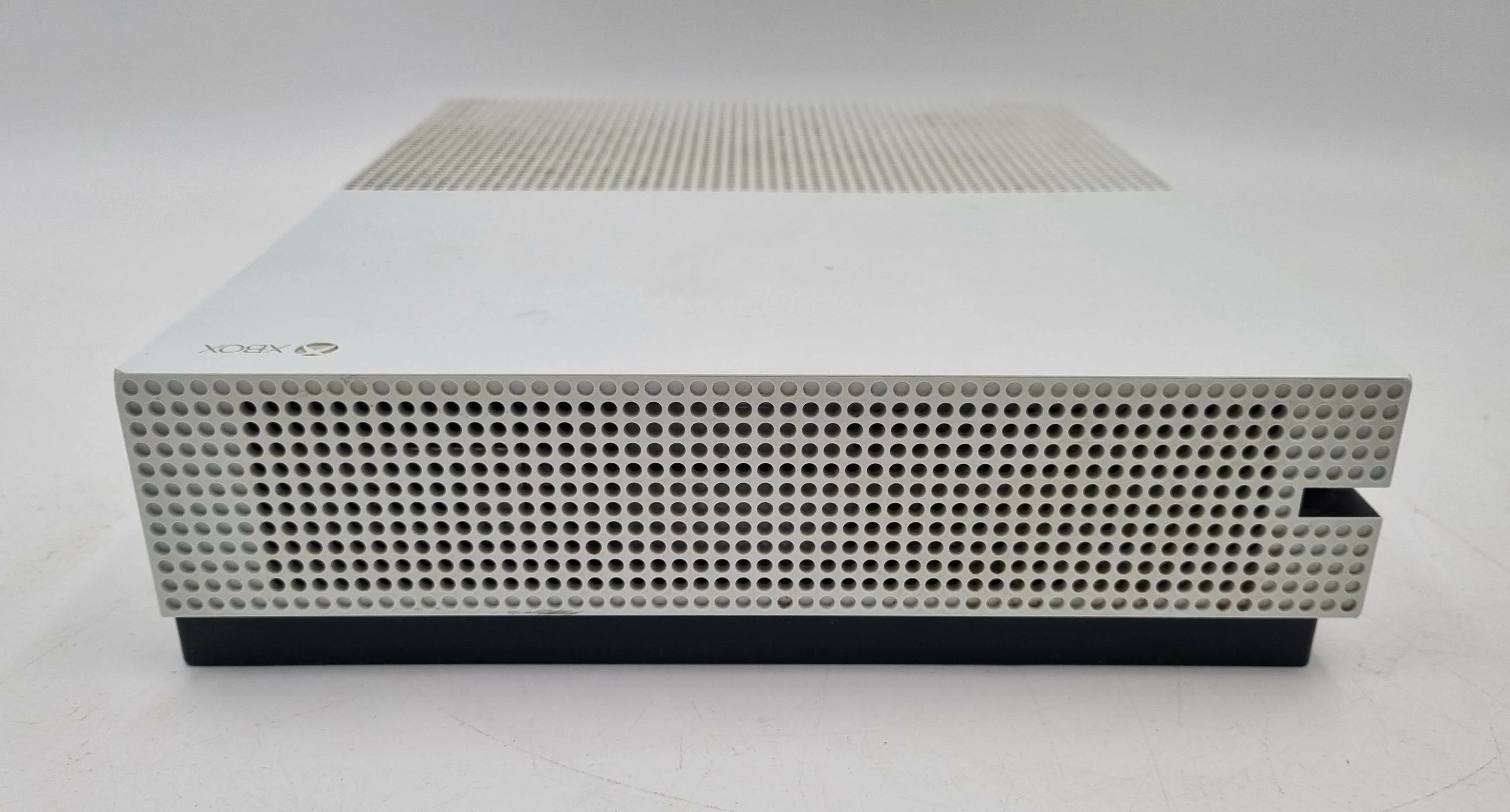 konsola-xbox-one-s-1tb-model-1681-kpl-kolor-249512-1647414
