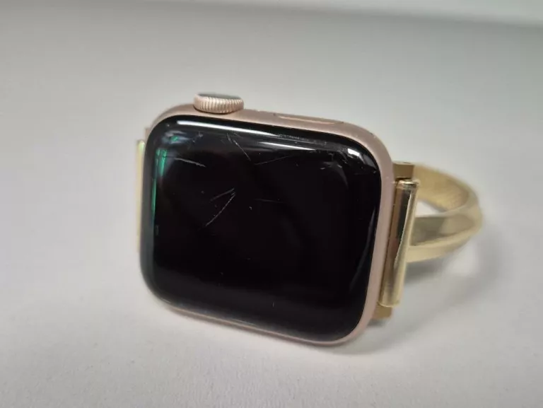 smartwatch-apple-watch-series-4-40-mm-stan-11323-2