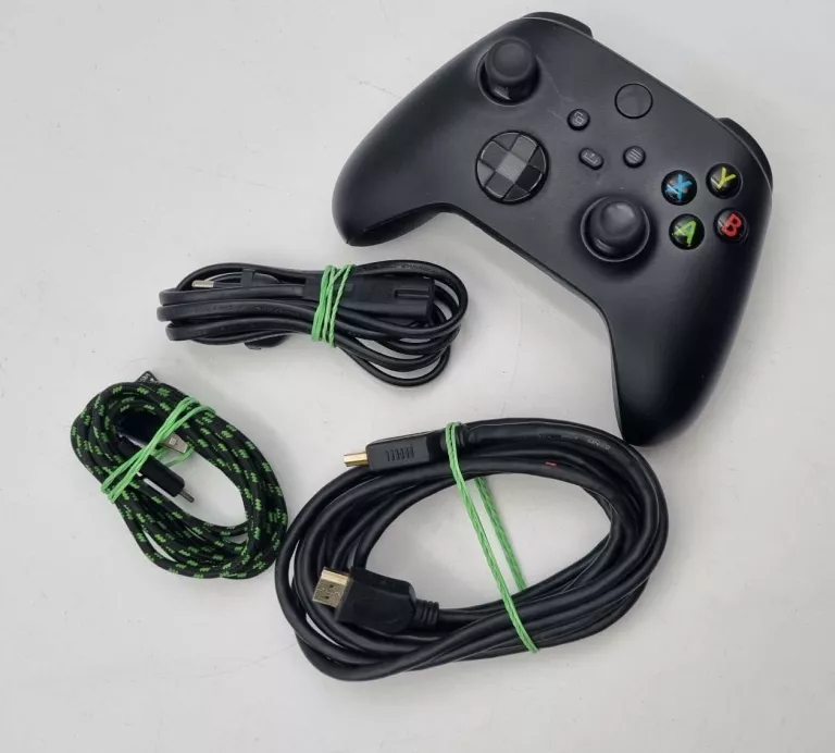 konsola-xbox-one-s-1tb-model-1681-kpl-gry-w-zestawie-205998-225570