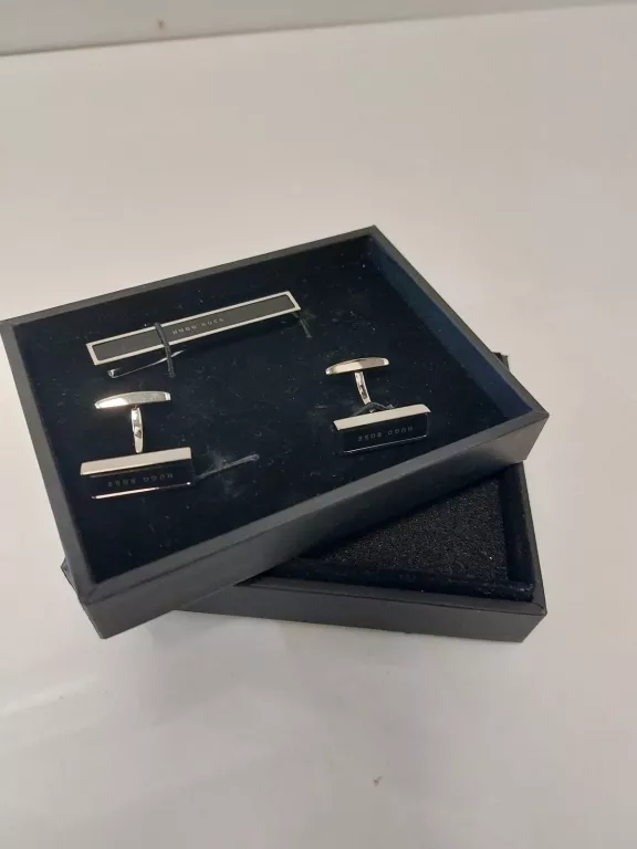 spinki-do-mankietow-hugo-boss-kurniki-6-krakow