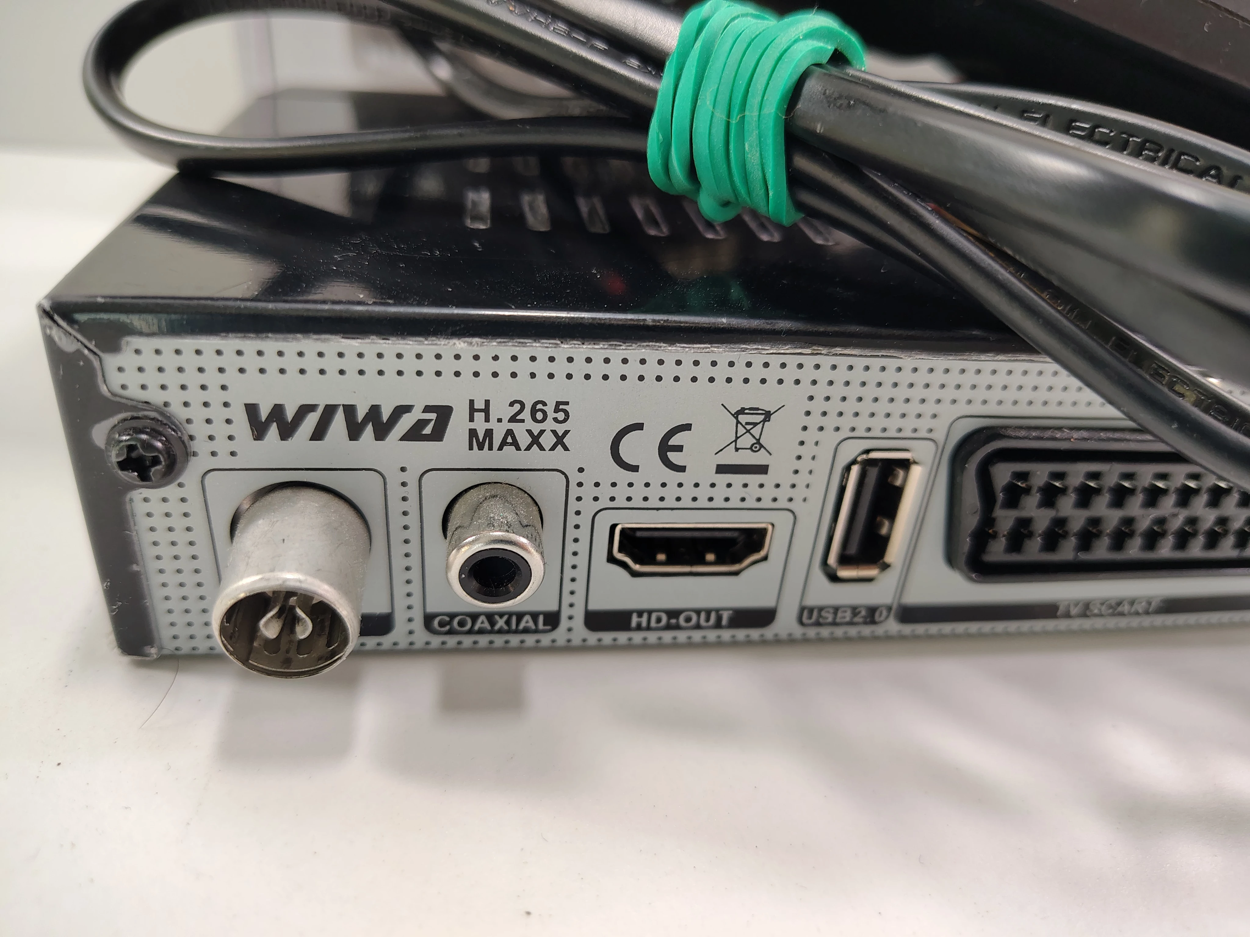 tuner-telewizji-dvbt-wiwa-h265-stan-11323-2