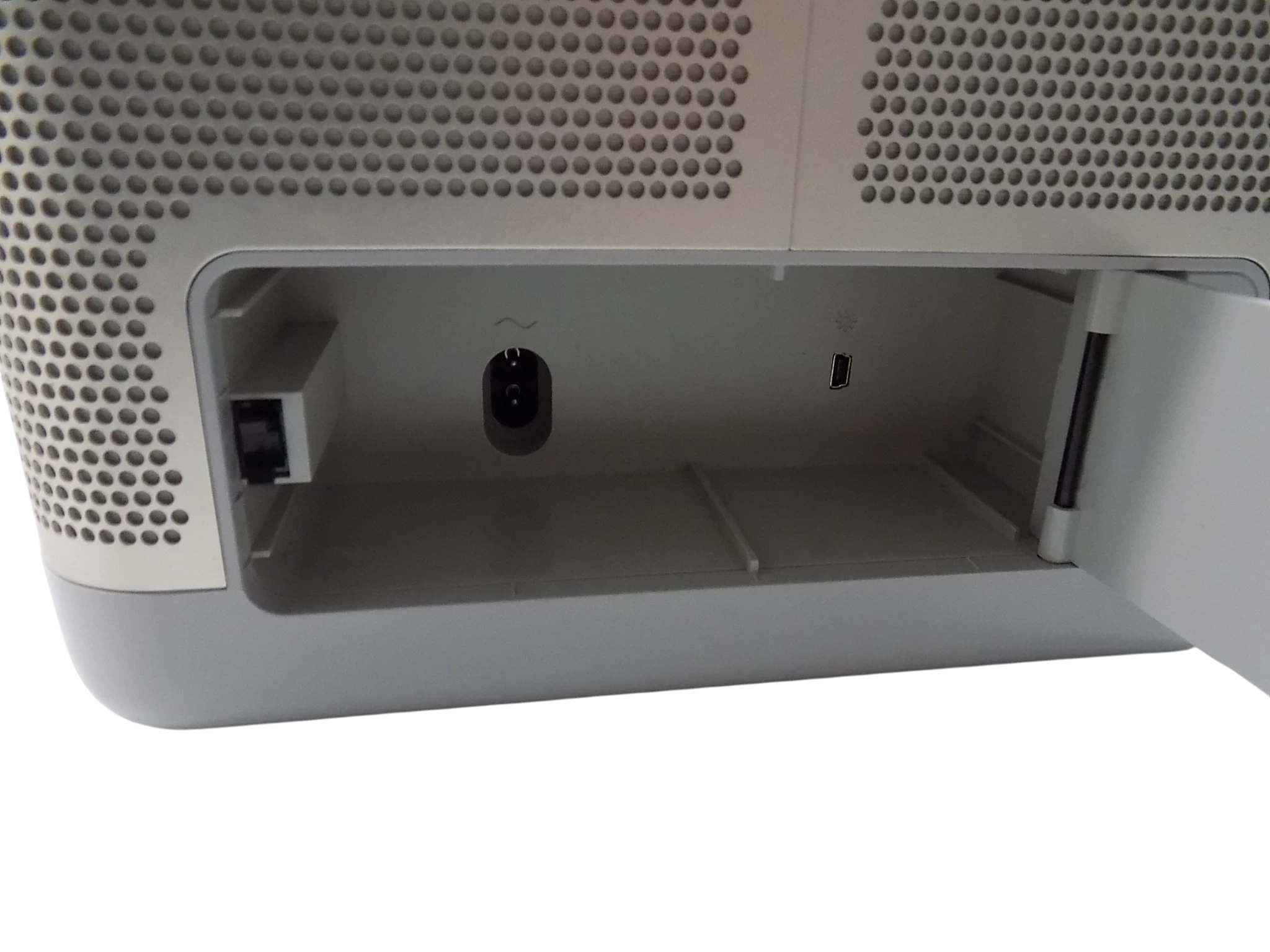 glosnik-przenosny-bluetooth-bang-olufsen-beolit-bezowy-kod-producenta-1287626