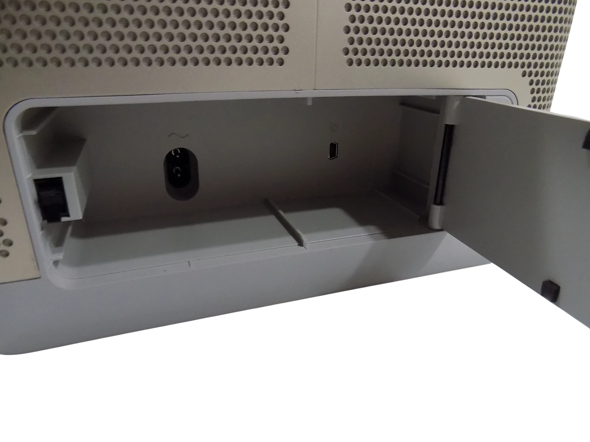 glosnik-przenosny-bluetooth-bang-olufsen-beolit-15-bezowy-70-w-funkcje-221089-512