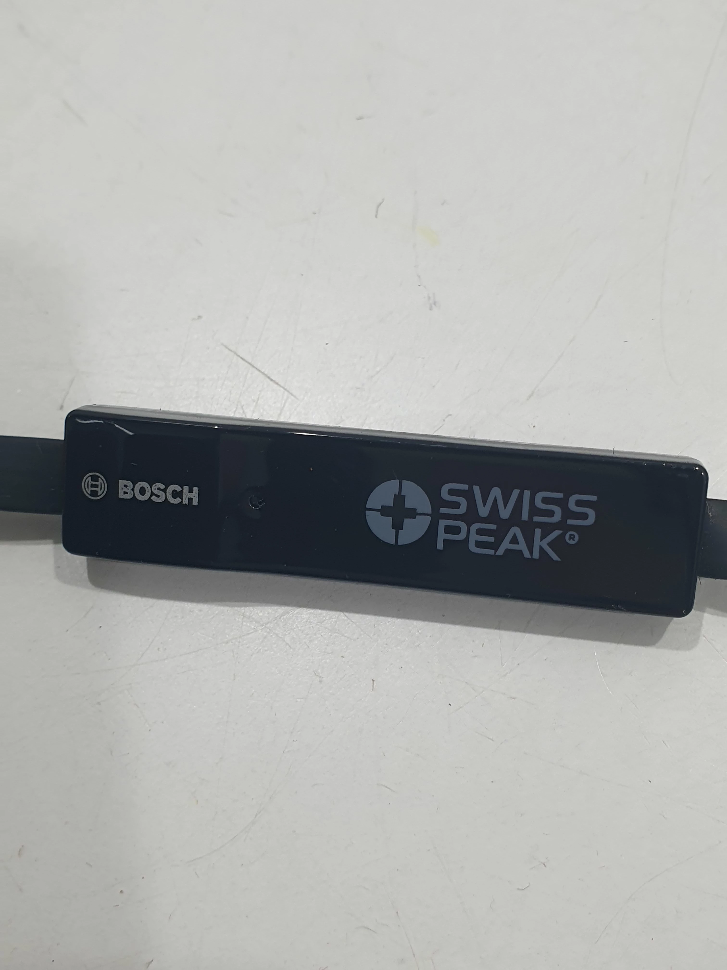 ac-sluchawki-swiss-peak-bosch-kolor-dominujacy-129357-3