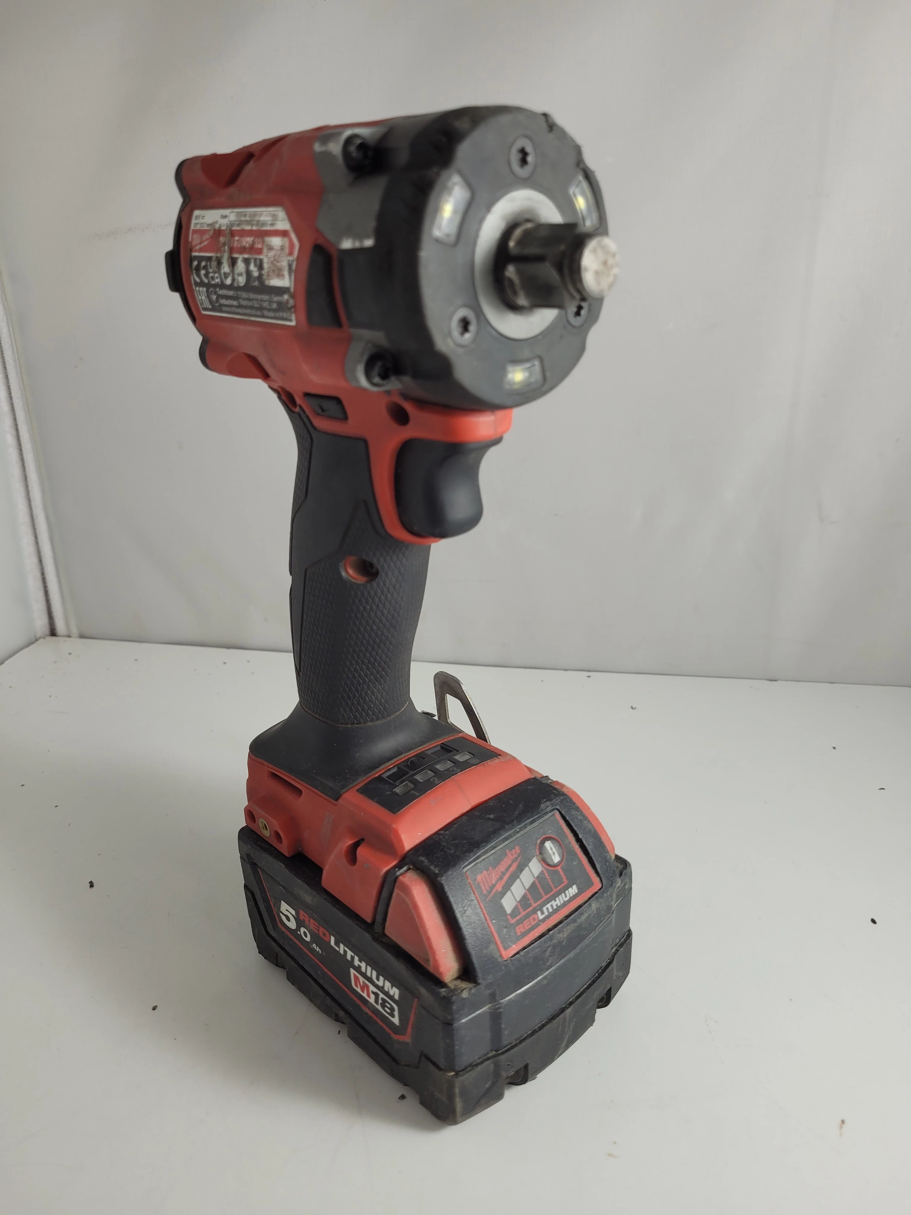 klucz-udarowy-milwaukee-m18-fiw2f12-aku-kod-producenta-4933478443