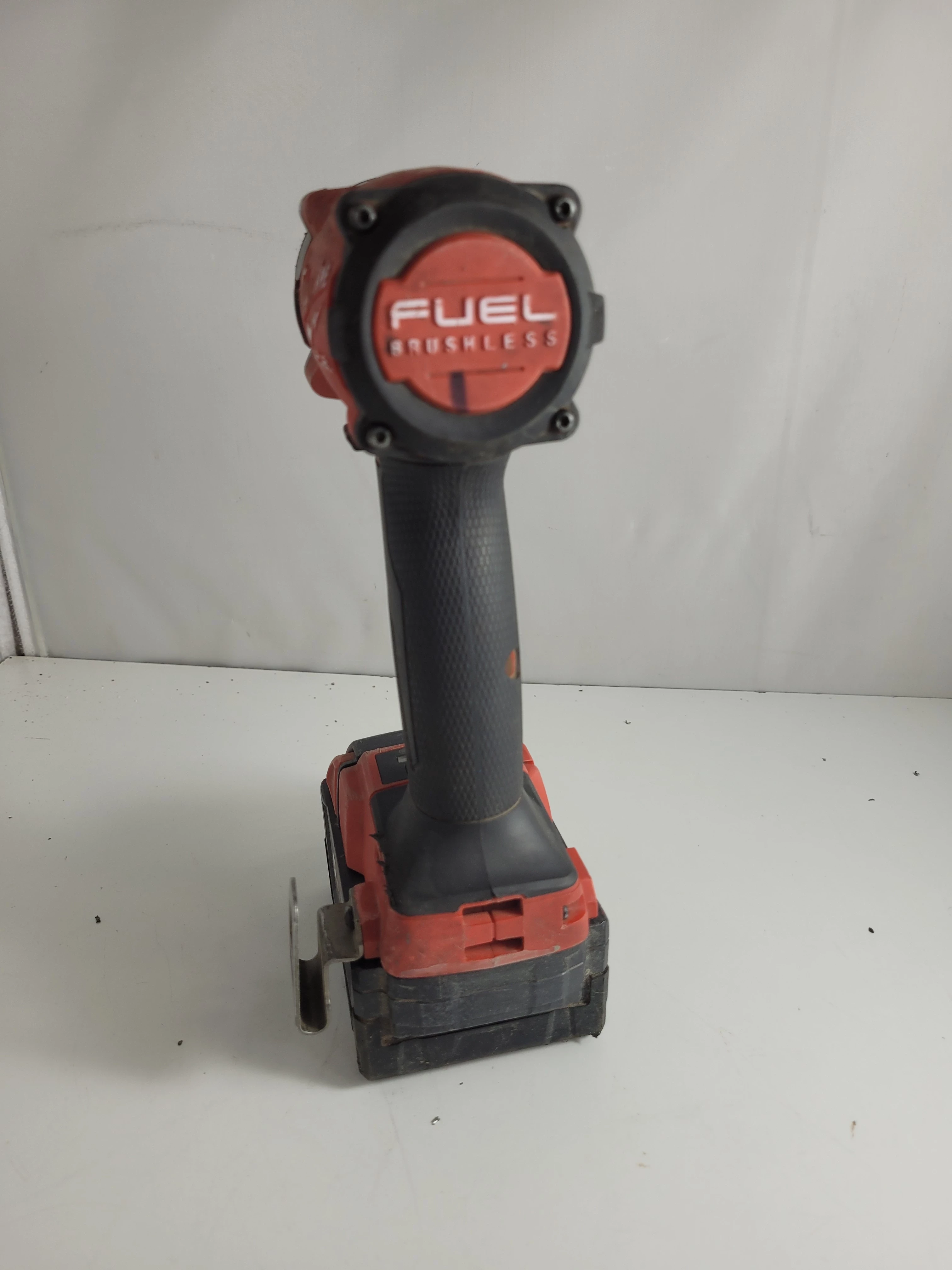 klucz-udarowy-milwaukee-m18-fiw2f12-aku-ean-gtin-4058546346348