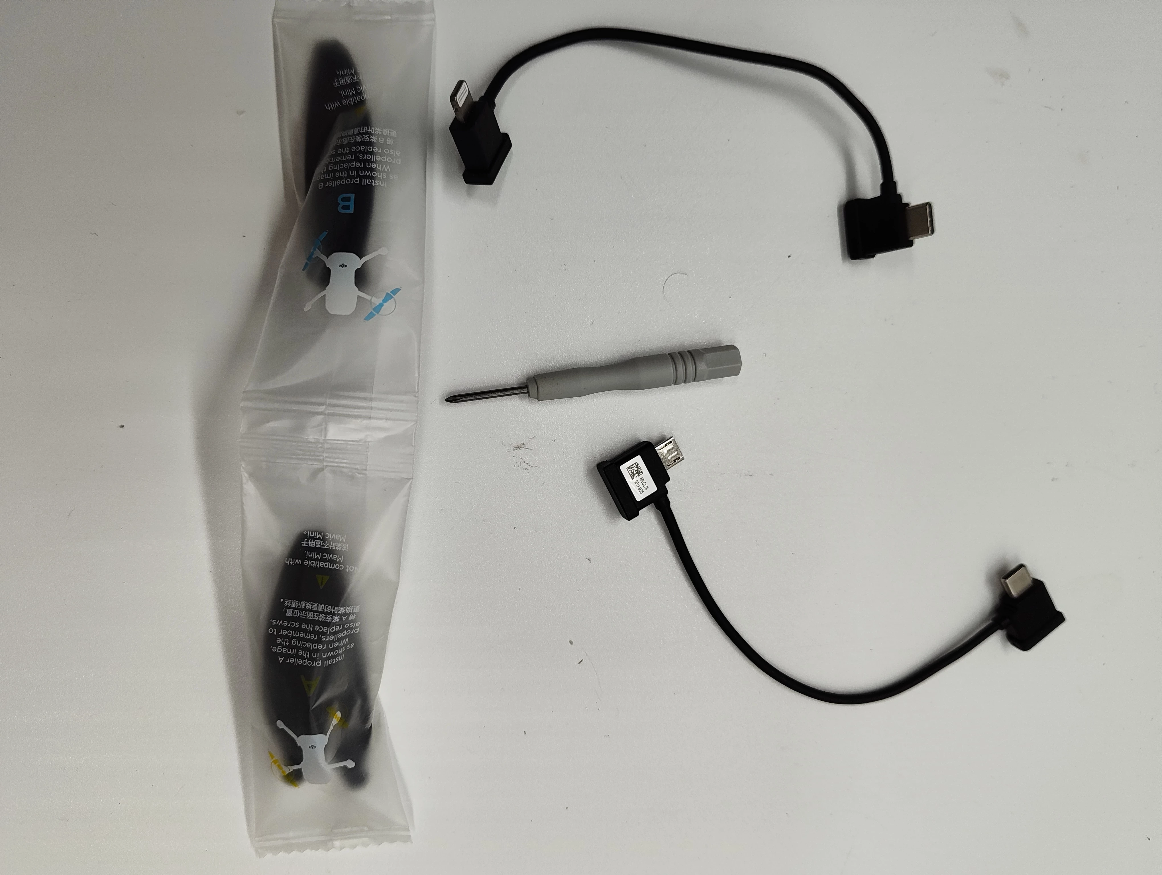 dron-dji-mini-2-se-akumulatory-torba-stan-zlozenia-384-2