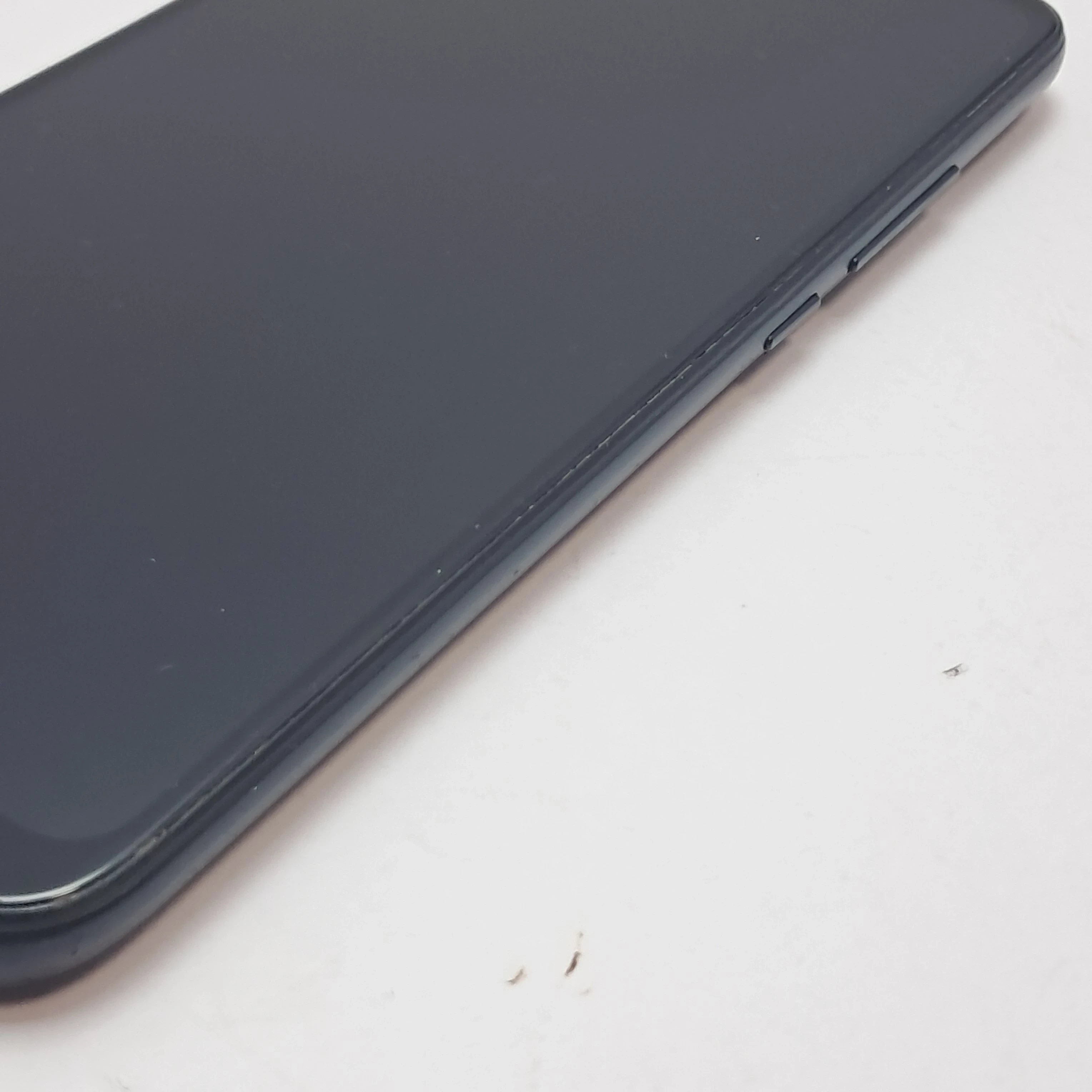 telefon-xiaomi-redmi-7-stan-11323-2