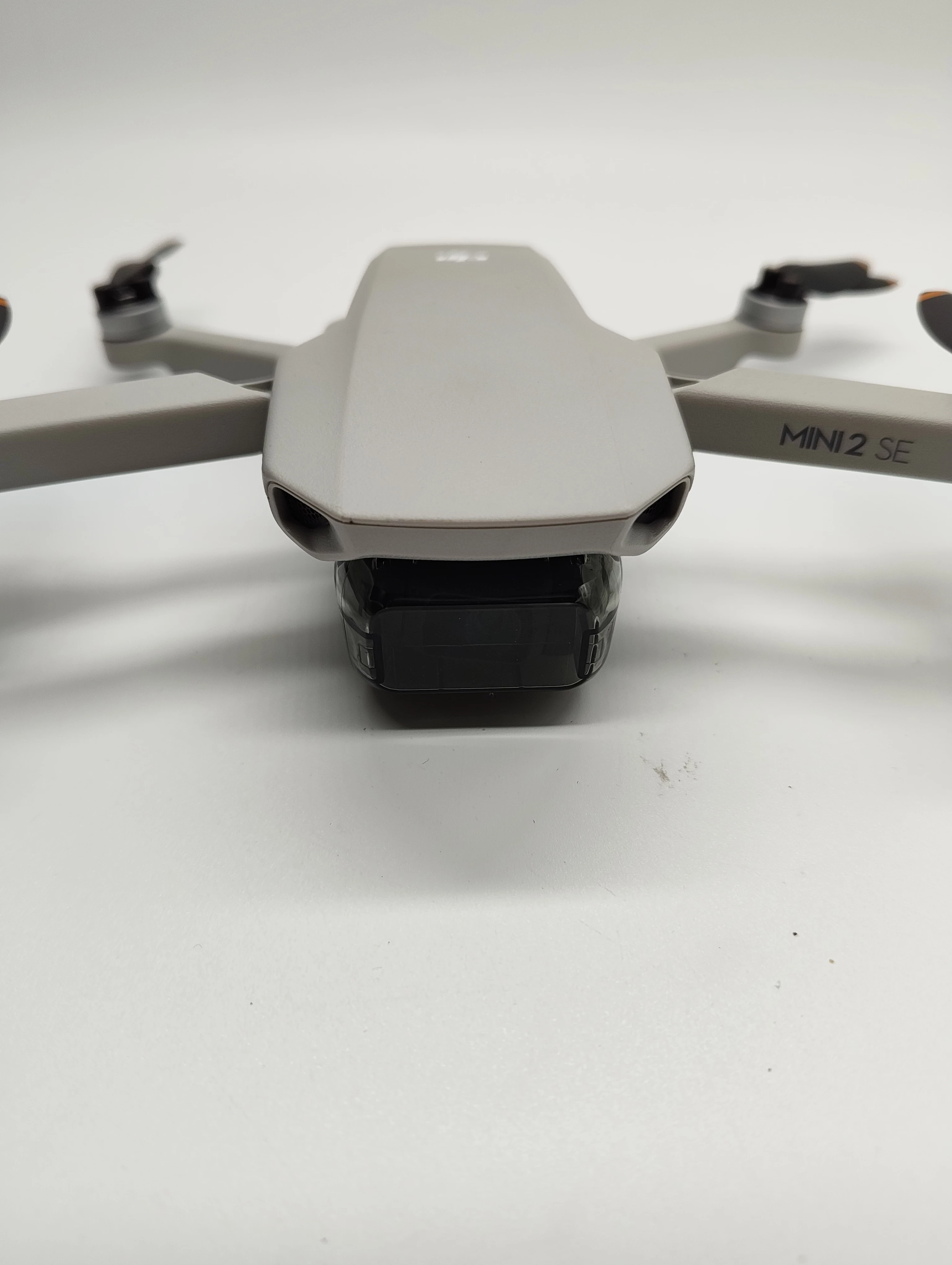 dron-dji-mini-2-se-akumulatory-torba-czas-lotu-31