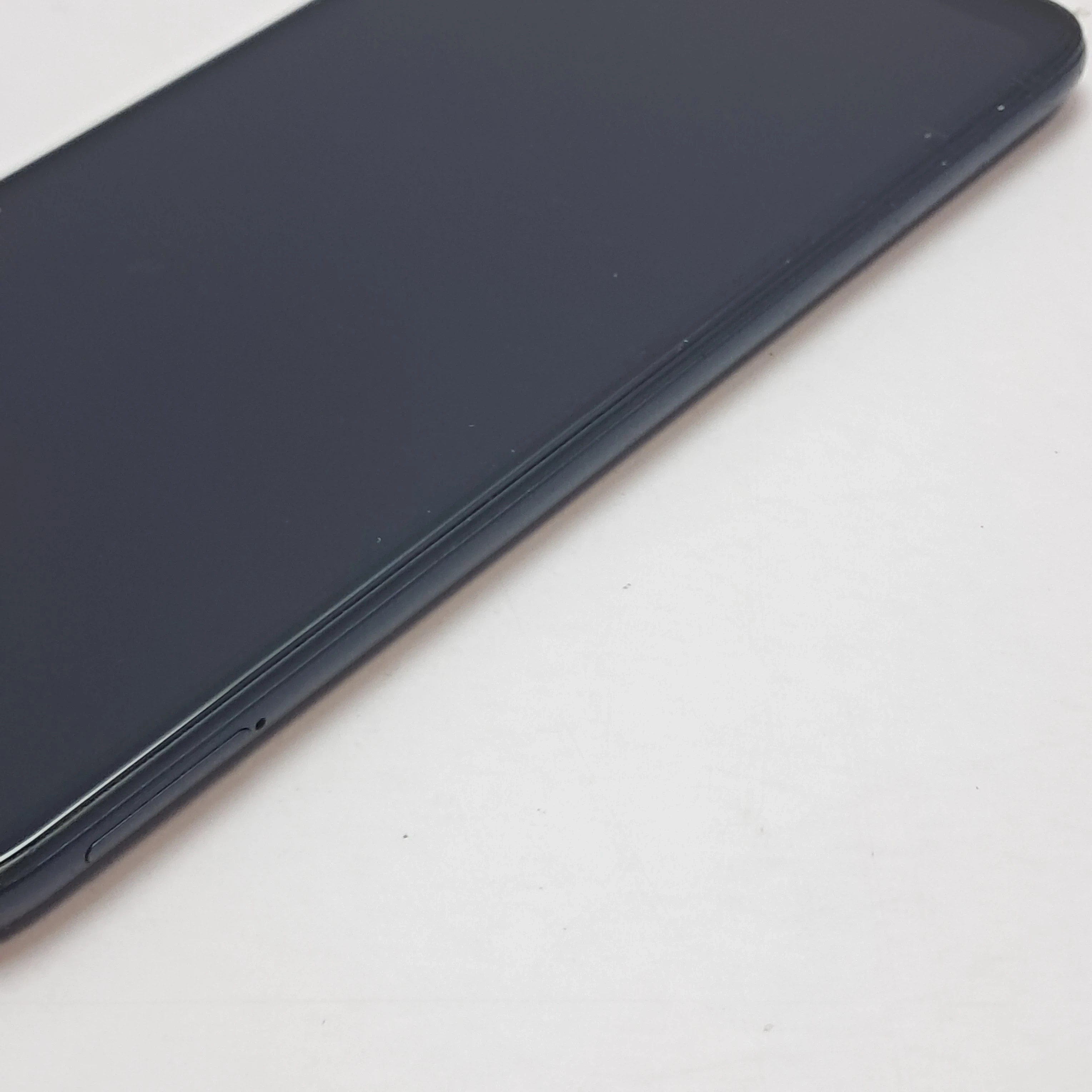 telefon-xiaomi-redmi-7-typ-202685-212929