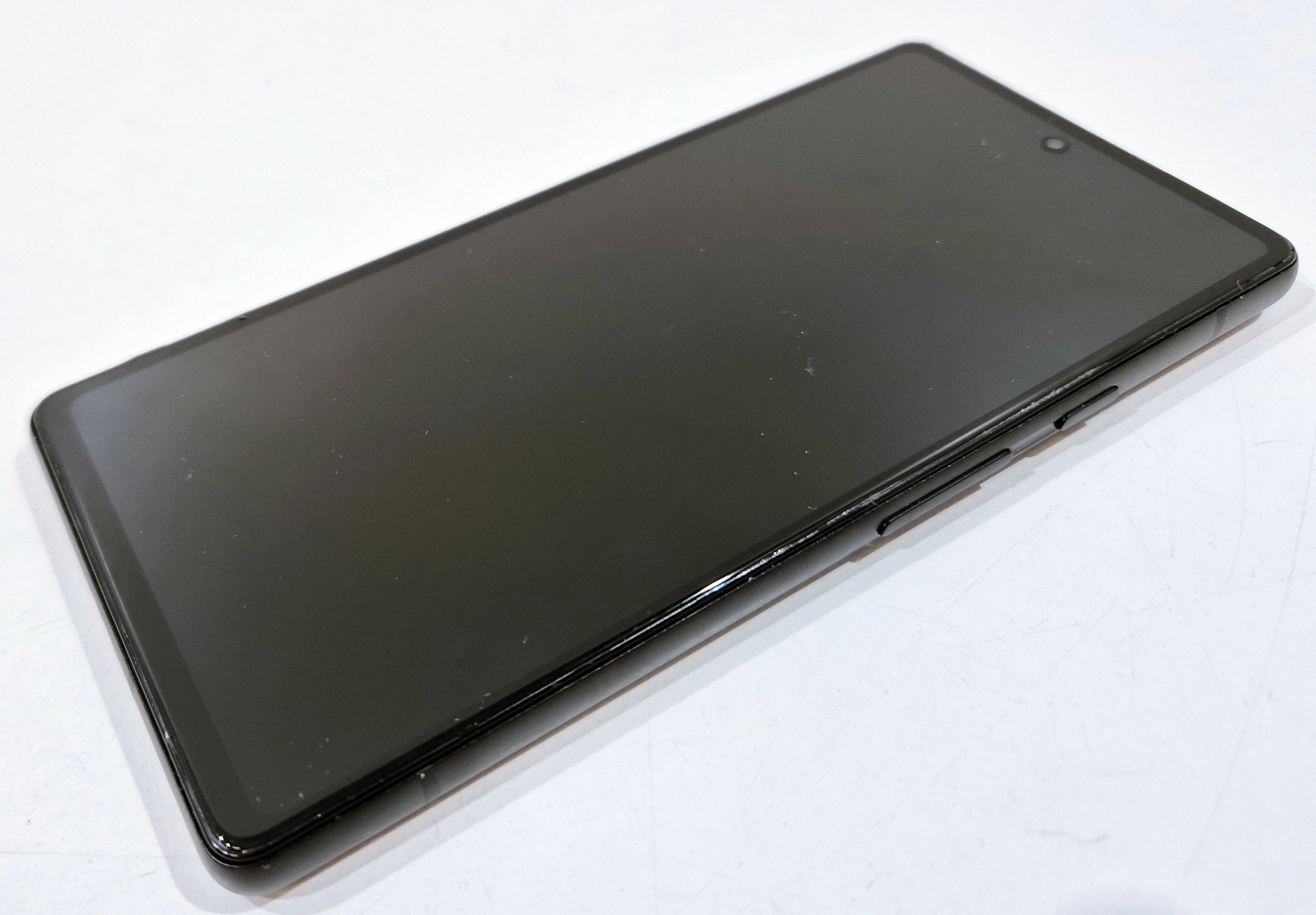 telefon-google-pixel-6a-6128gb-stan-11323-2