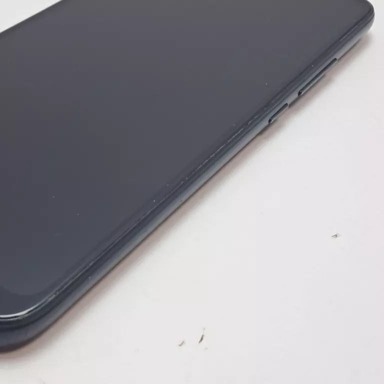telefon-xiaomi-redmi-7-stan-11323-2