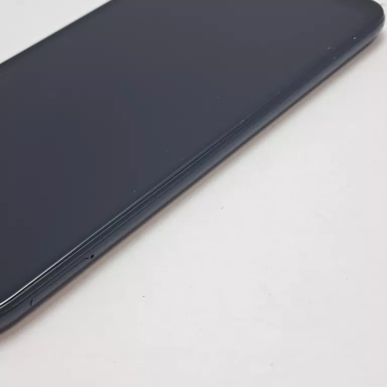 telefon-xiaomi-redmi-7-typ-202685-212929