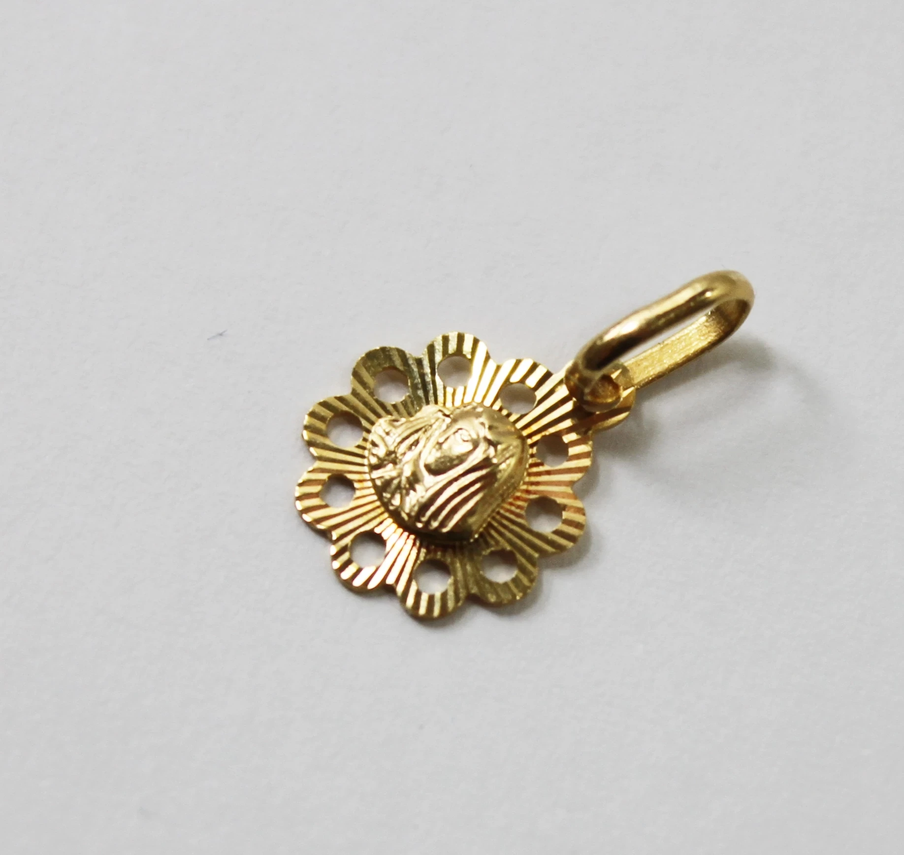 zloty-medalik-585-g046-wojciechowskiego-39-warszawa