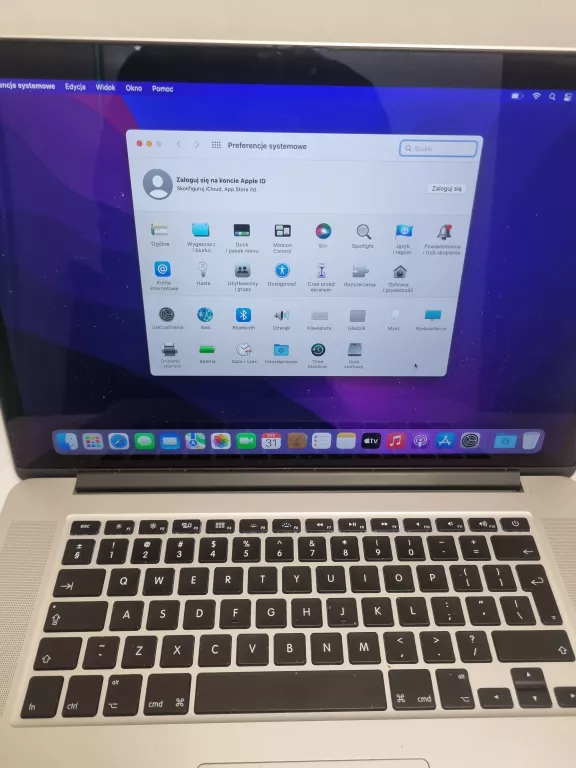 laptop-apple-macbook-pro-15-a1398-16512gbi7-przekatna-ekranu-1540