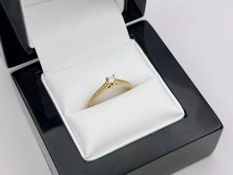 zloty-pierscionek-z-diamentami-009ct019ct-750-18k-r8-174g-marka-248811-958954