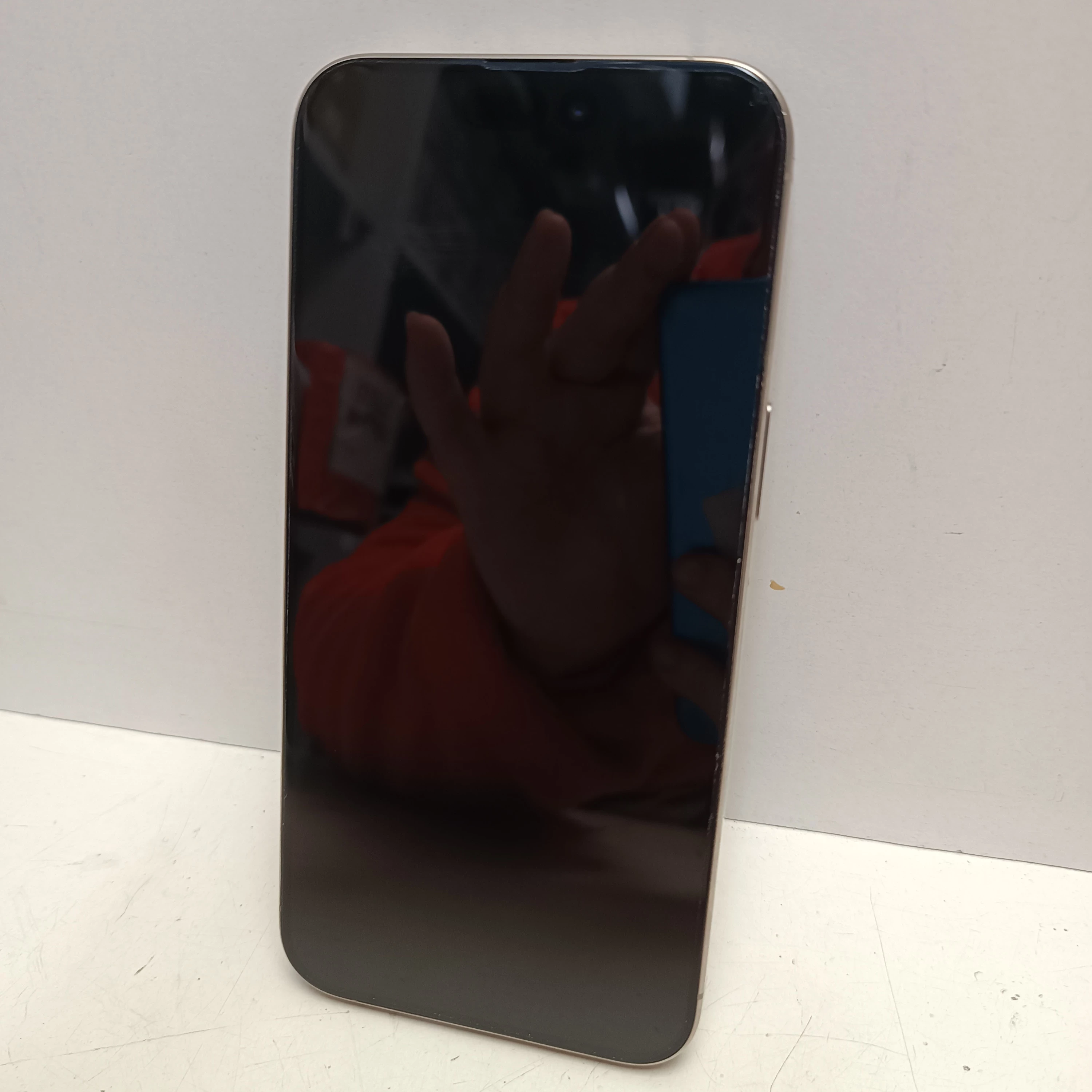 telefon-iphone-15-pro-max-256gb-bateria-88-typ-202685-212929