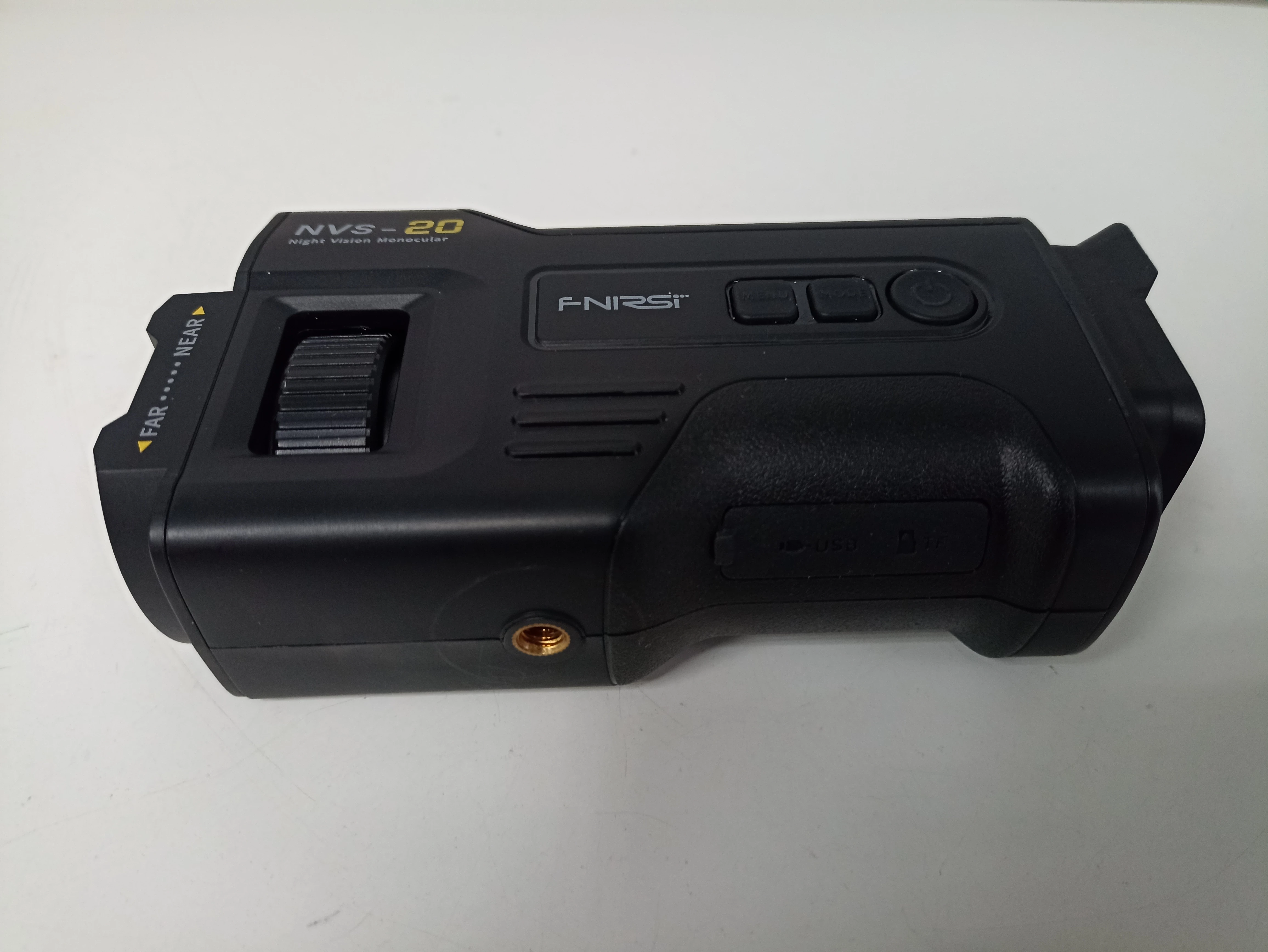 noktowizor-cyfrowy-fnirsi-nvs-20-z-nagrywaniem-4k-hd-32gb-podczerwien-zasieg-w-ciemnosci-30000