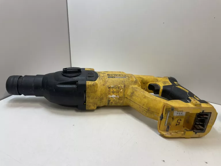 mlotowiertarka-dewalt-dch133-opis-ean-gtin-5905236291831