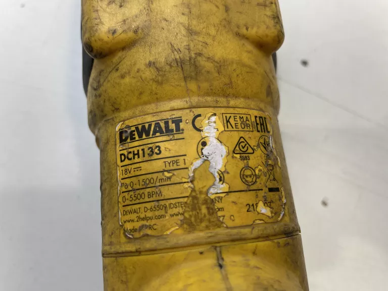 mlotowiertarka-dewalt-dch133-opis-stan-11323-2