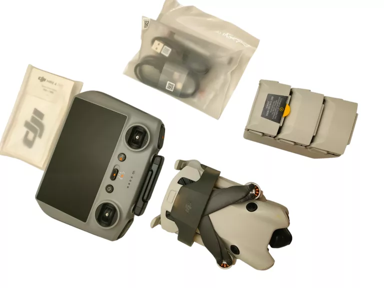 dron-dji-mini-4-pro-fly-more-combo-rc-2-kamera-129405-1