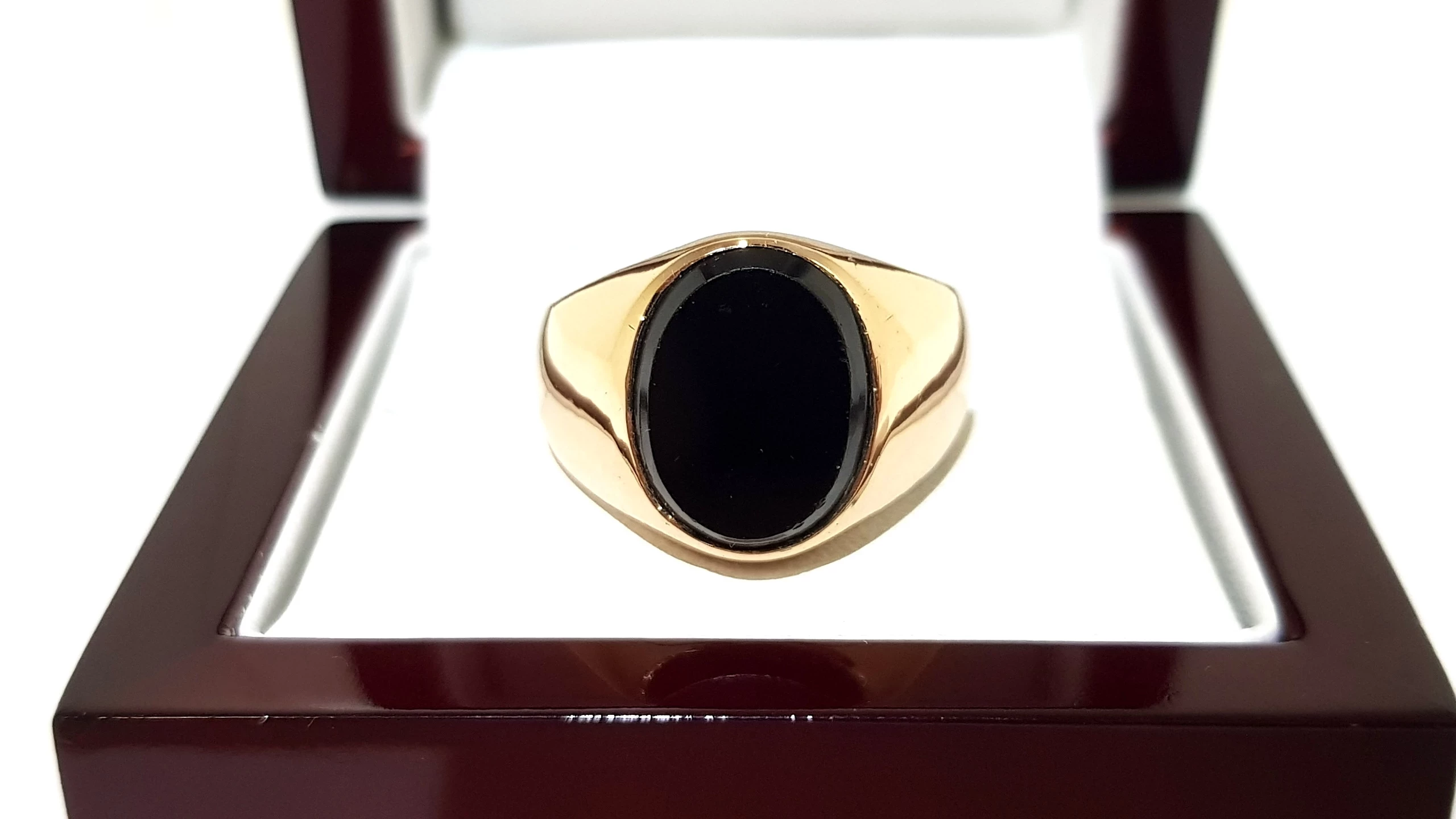 wyrob-jubilerski-uzywany-zloty-sygnet-herbowy-z-koniem-1052g-pr585-r22-material-17128-2