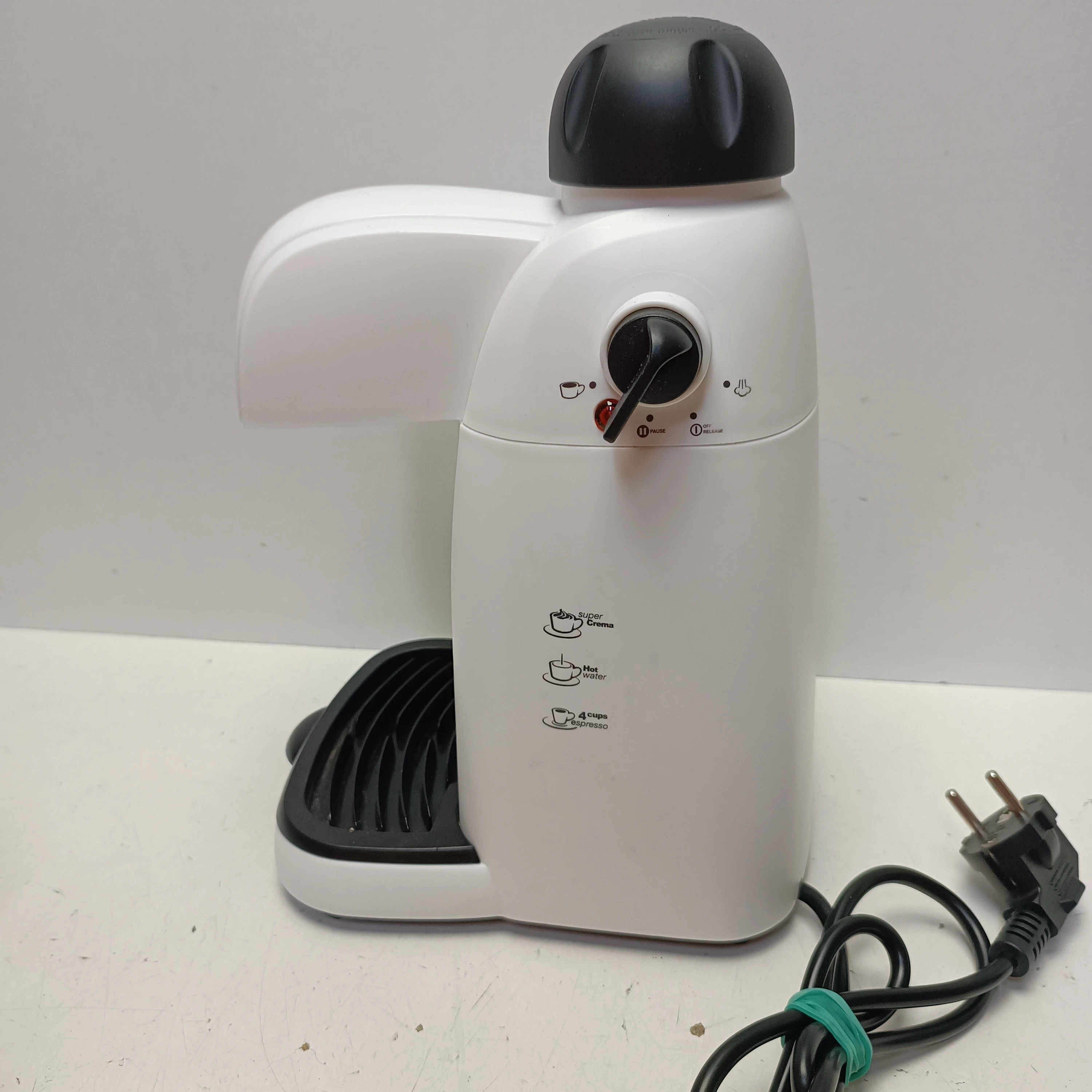 ekspres-do-kawy-cisnieniowy-amica-espris-cd-101-kolor-dominujacy-129357-2