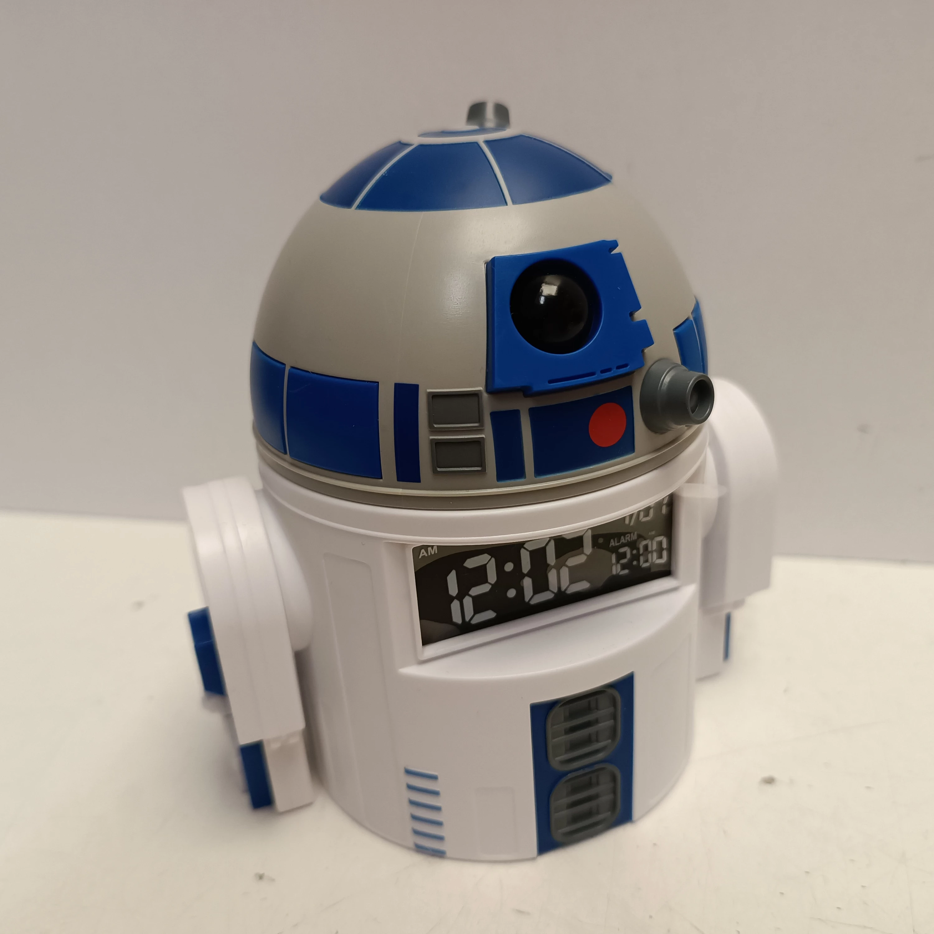 zegar-z-budzikiem-droid-r2d2-star-wars-typ-248951-973089