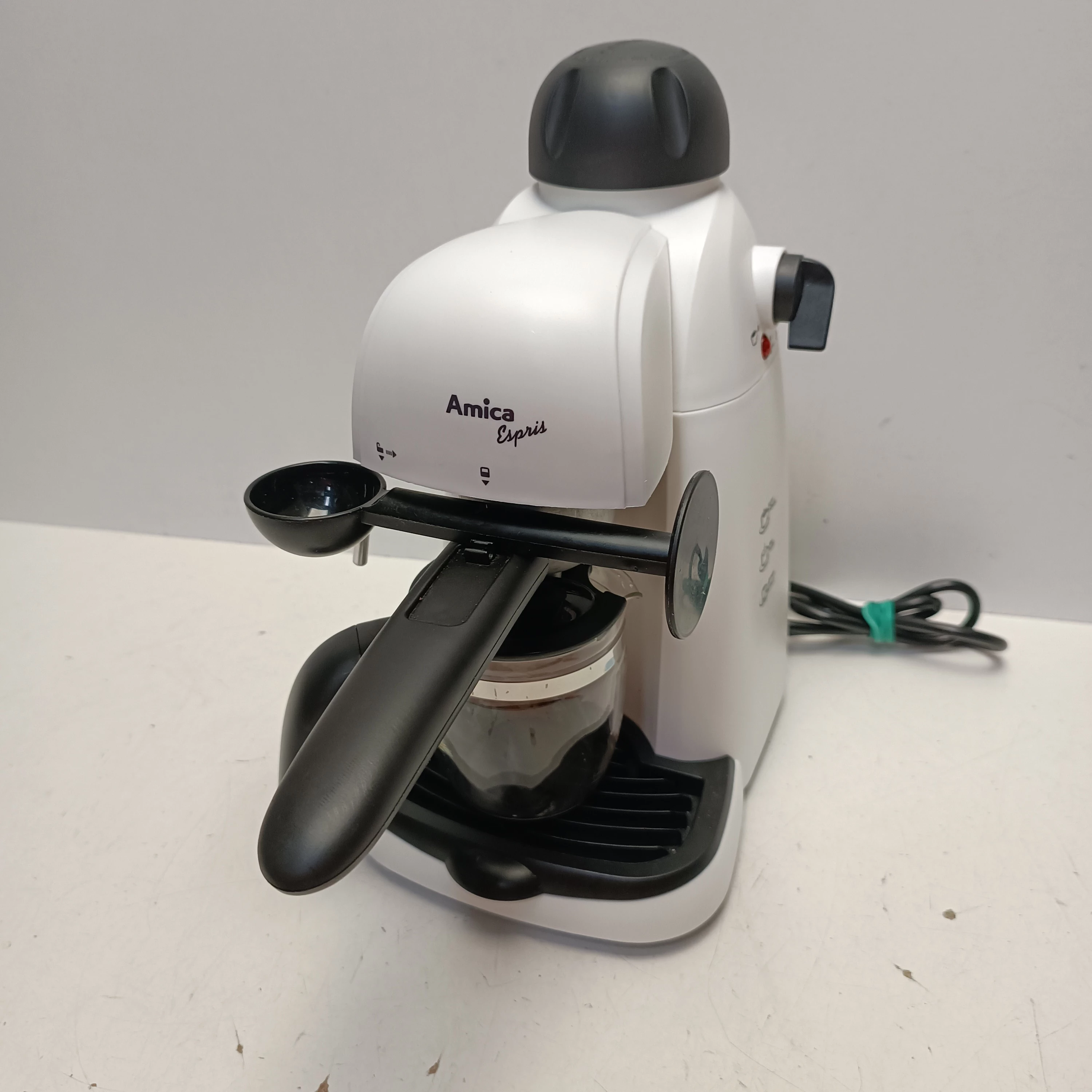 ekspres-do-kawy-cisnieniowy-amica-espris-cd-101-rodzaje-kawy-246269-2