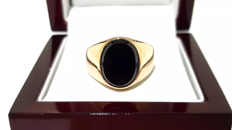 wyrob-jubilerski-uzywany-zloty-sygnet-herbowy-z-koniem-1052g-pr585-r22-material-17128-2