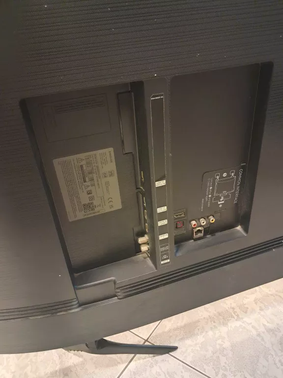 telewizor-led-samsung-qe55q60tau-4k-uhd-typ-telewizora-211486-299489