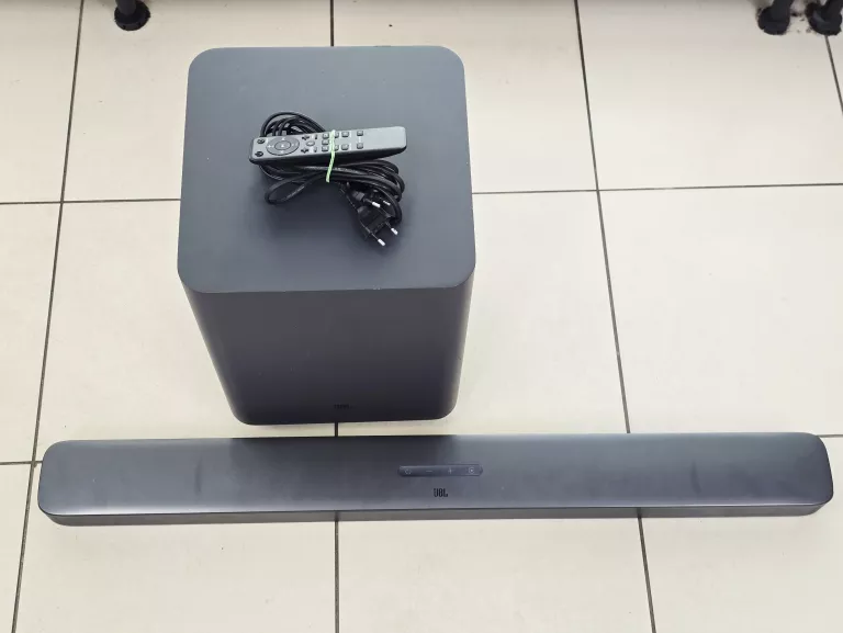 soundbar-jbl-bar-51-subwoffer-pilot-kod-producenta-bar500pro