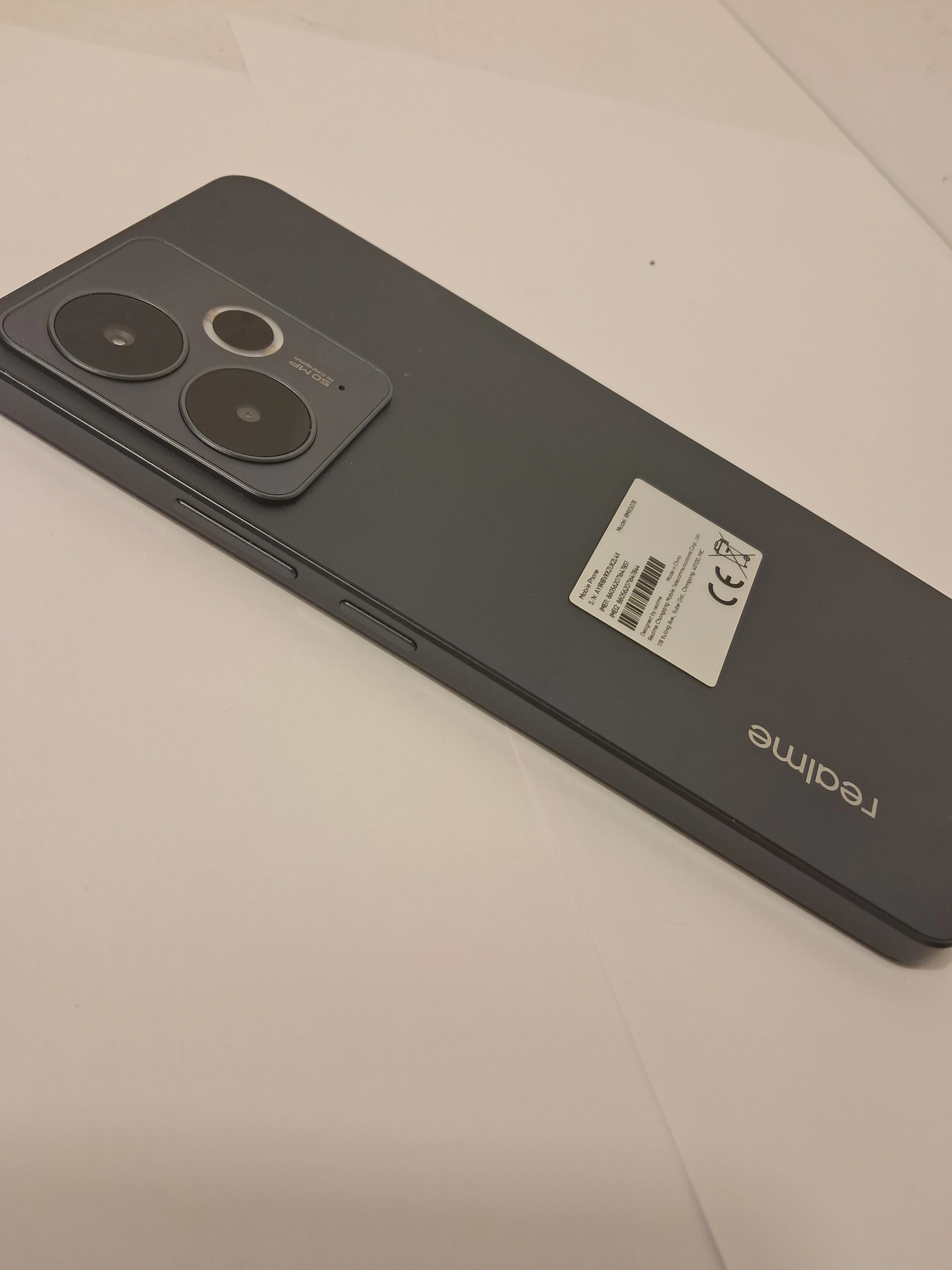 telefon-realme-14t-5g-przekatna-ekranu-667