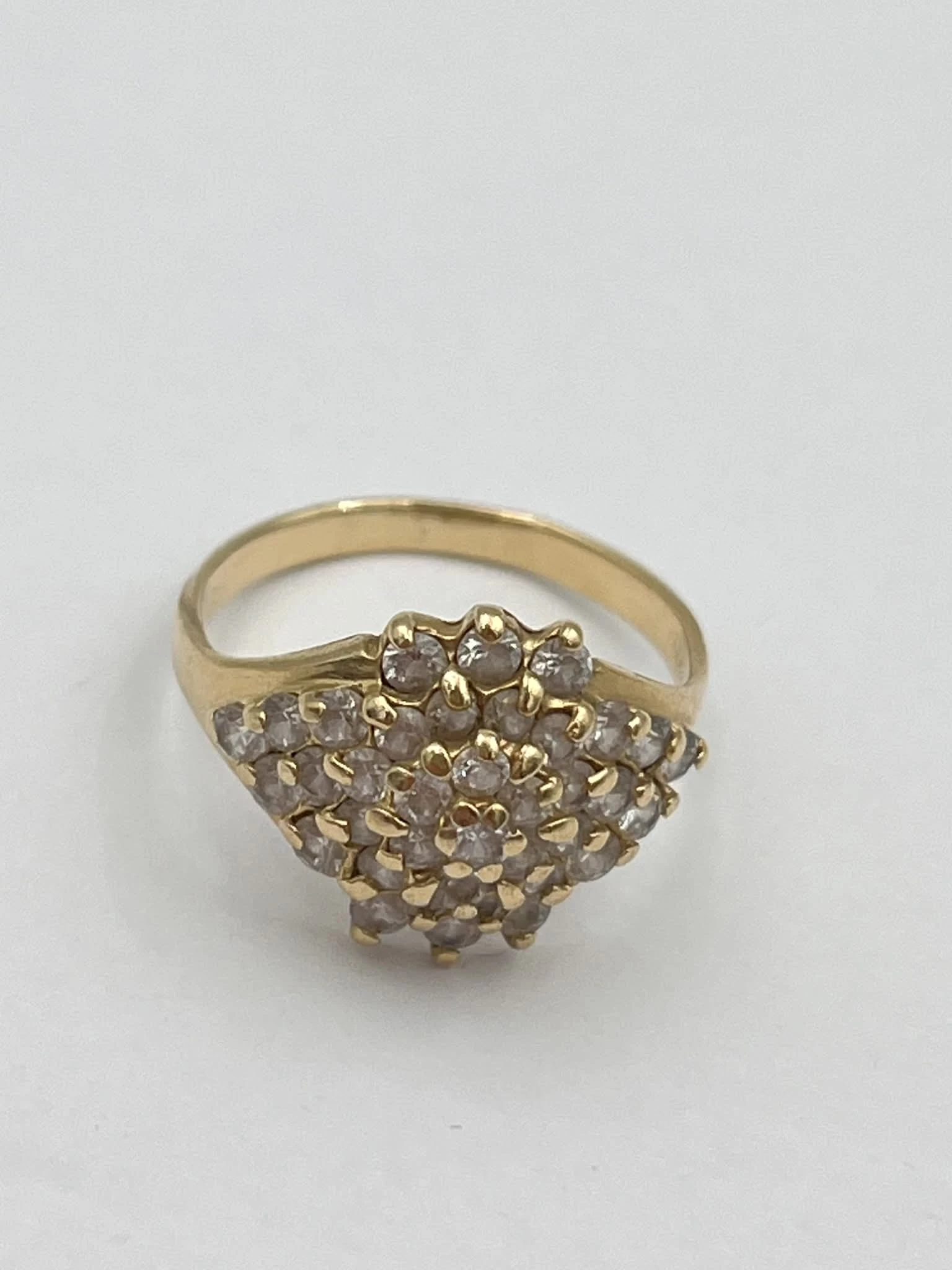 wyrob-jubilerski-uzywany-zloto-pierscionek-wojewodzka-2-kielce