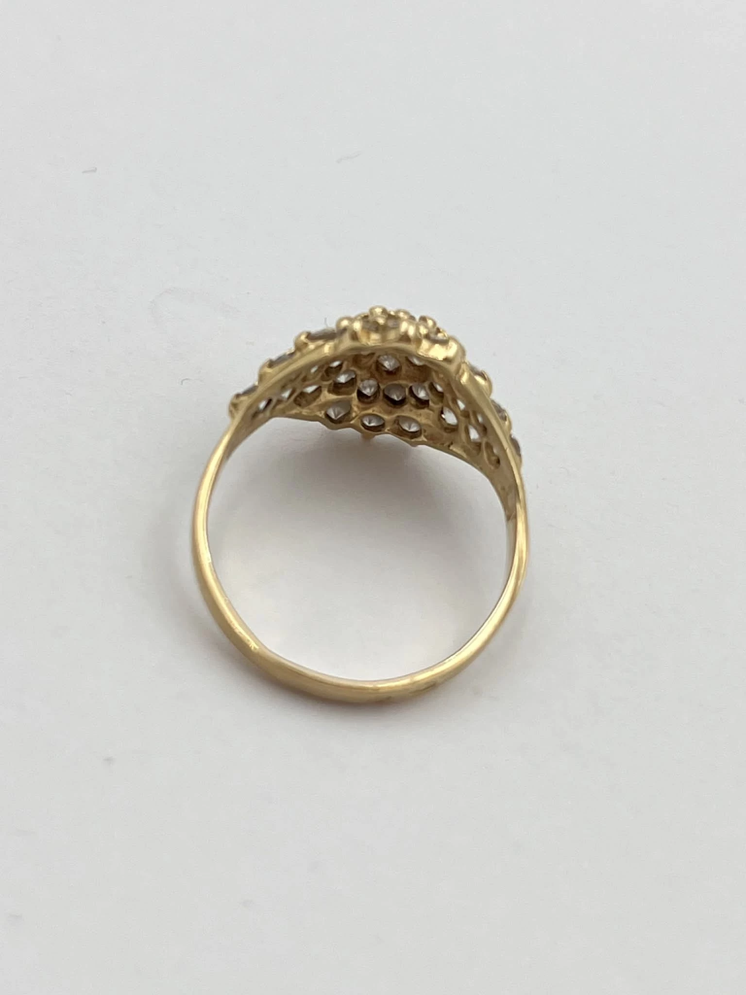 wyrob-jubilerski-uzywany-zloto-pierscionek-stan-11323-2