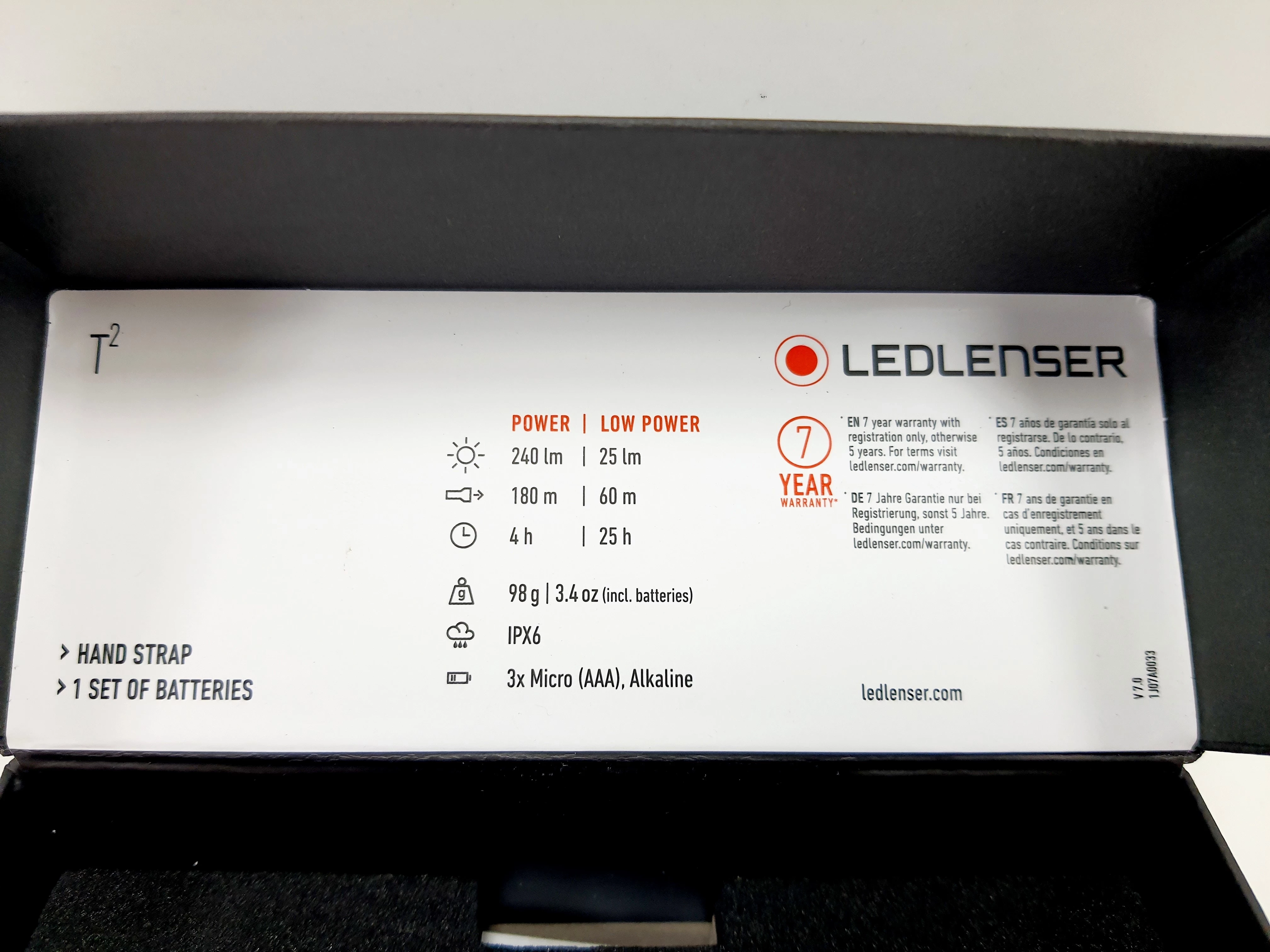 latarka-ledlenser-240lm-stan-11323-2