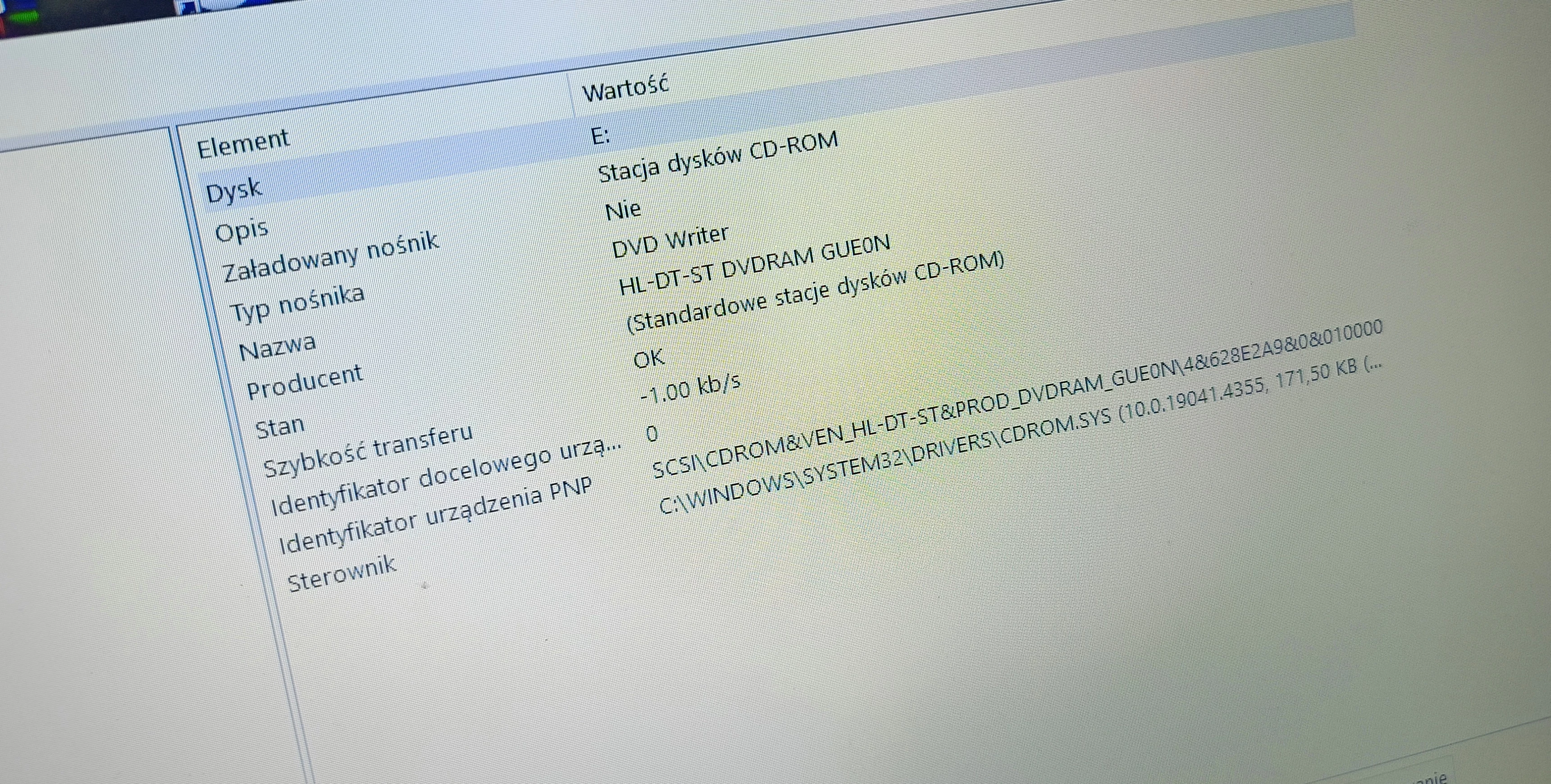 laptop-lenovo-ideapad-110-15isk-pentium-4405u-8gb-ram-windows-10-ladowark-rozdzielczosc-px-4474-211457