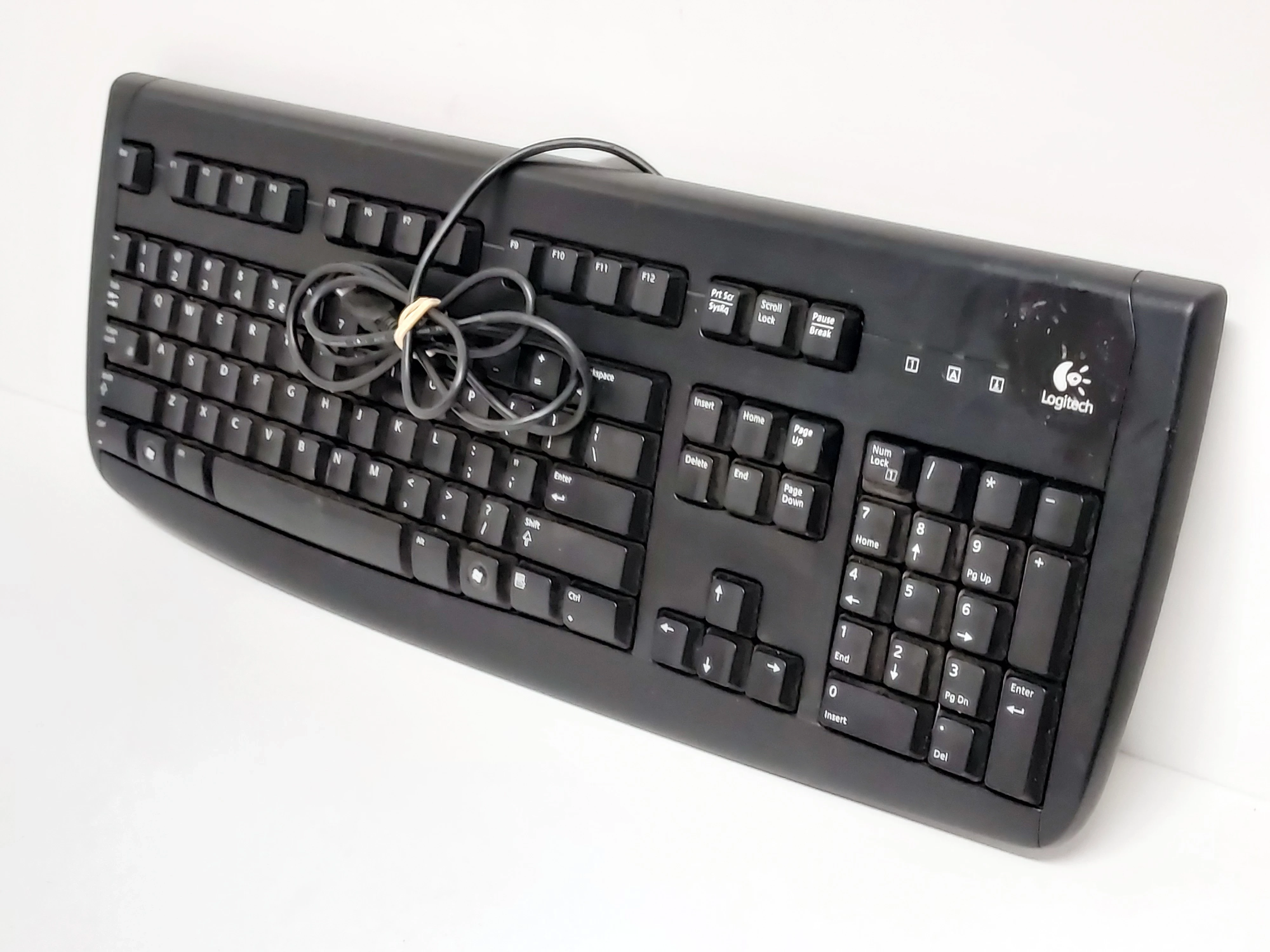 klawiatura-logitech-deluxe-250-typ-klawiatury-217377-276933