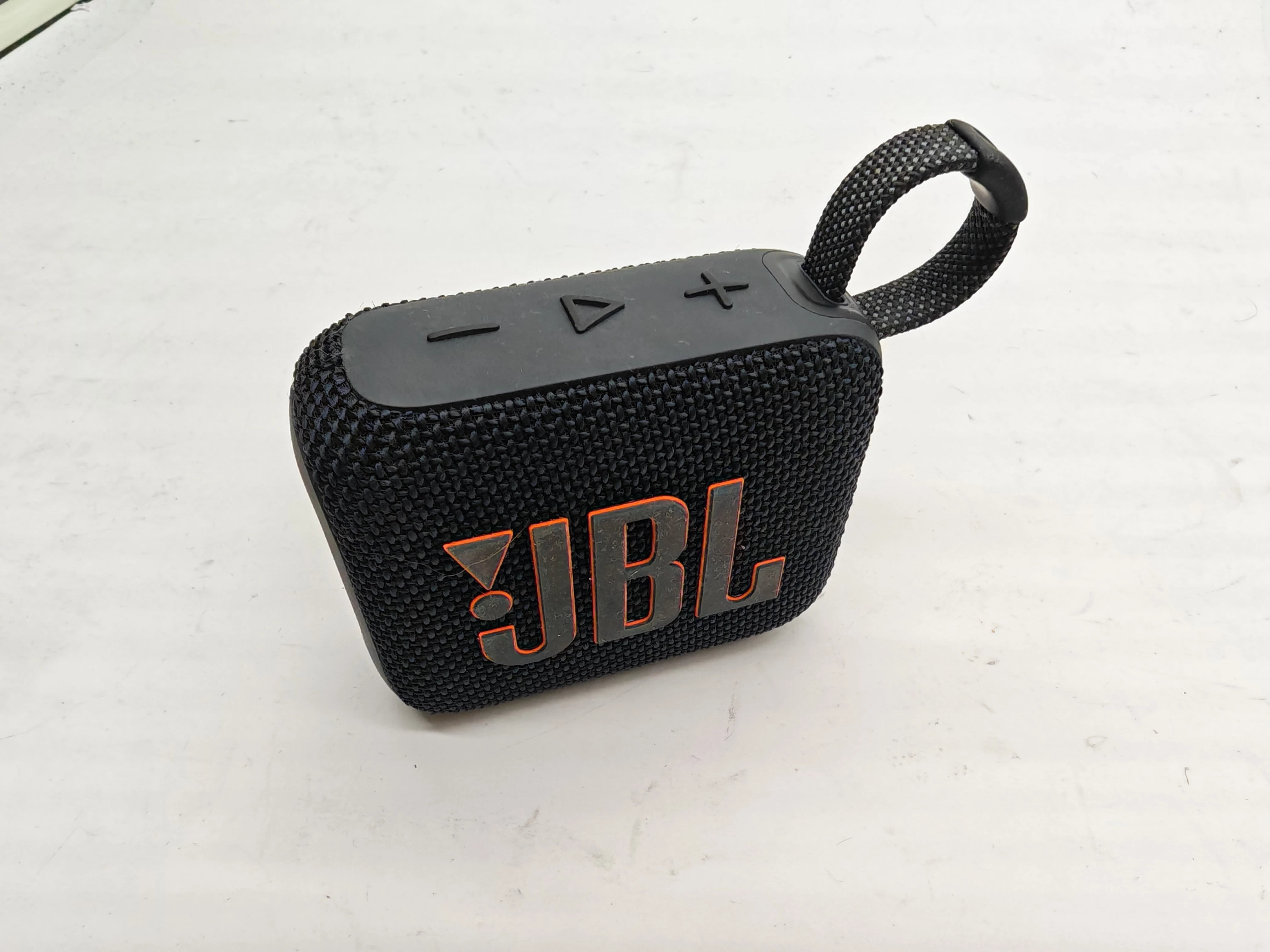 glosnik-jbl-go-4-czarny-glowna-9-walbrzych-sj