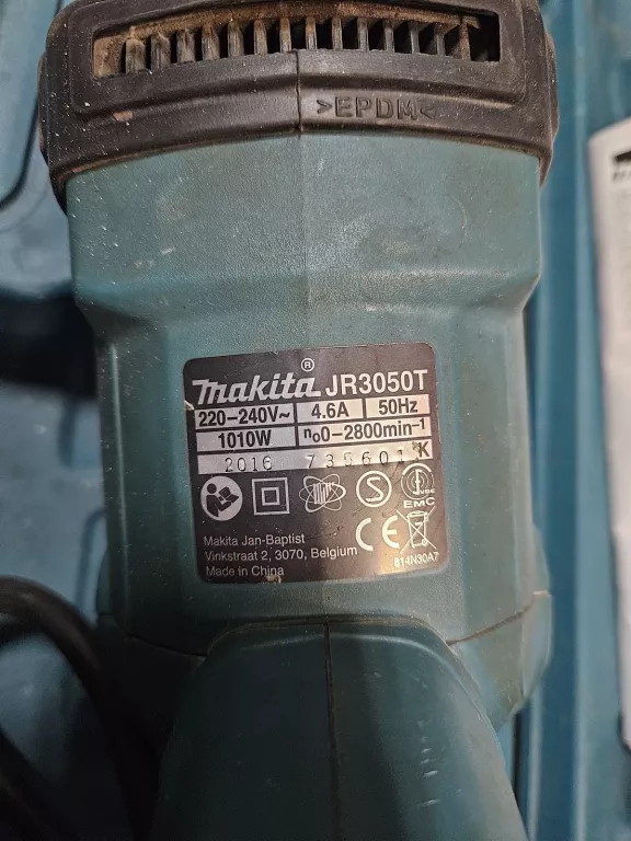 pila-szablasta-makita-jr3050t-walizka-kod-producenta-jr3050t