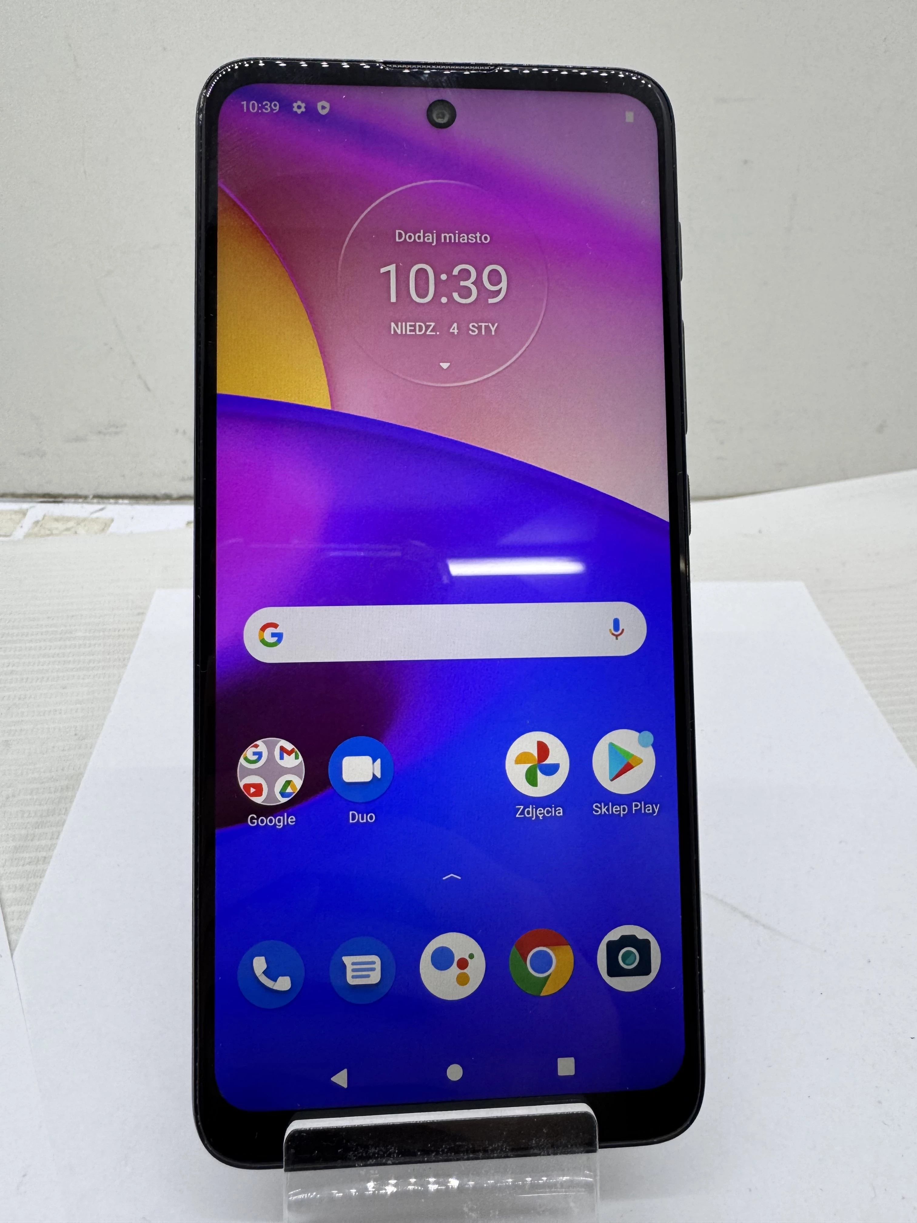 telefon-motorola-moto-e40-464-gb-pudelko-przekatna-ekranu-650