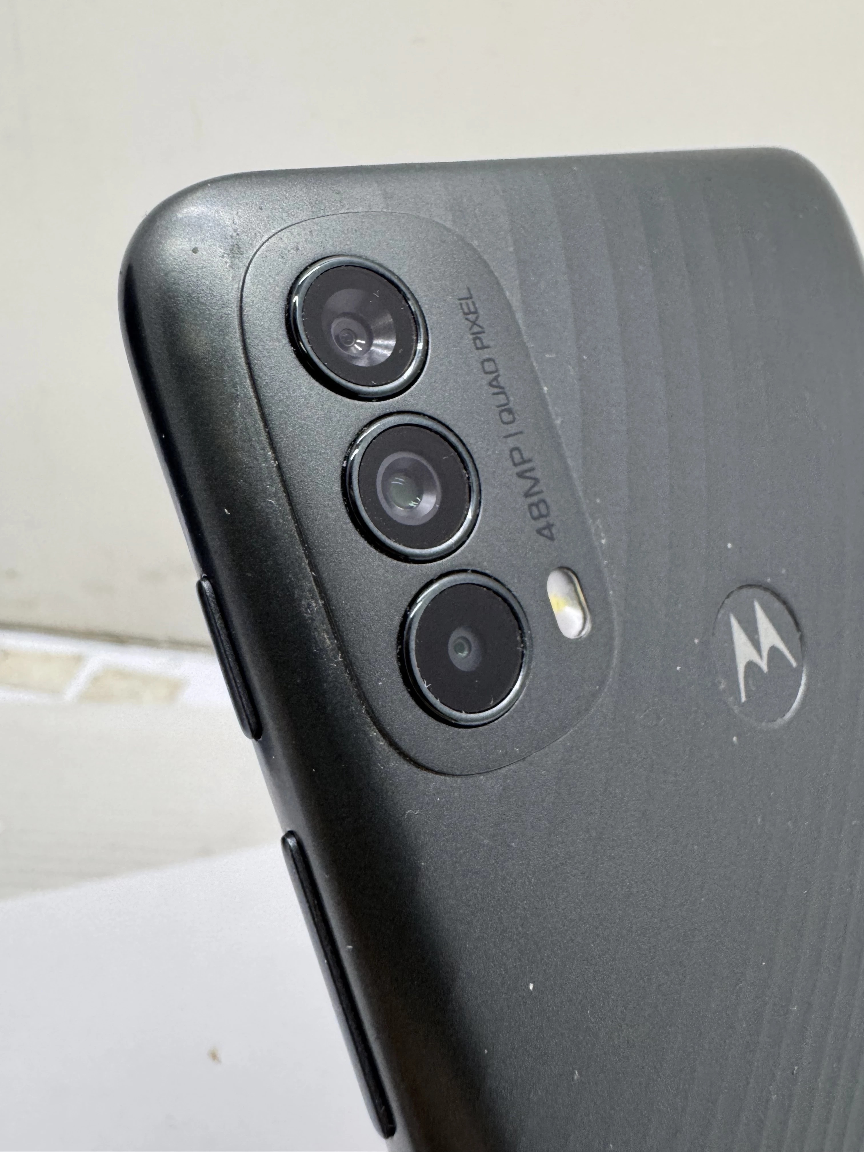 telefon-motorola-moto-e40-464-gb-pudelko-stan-11323-2