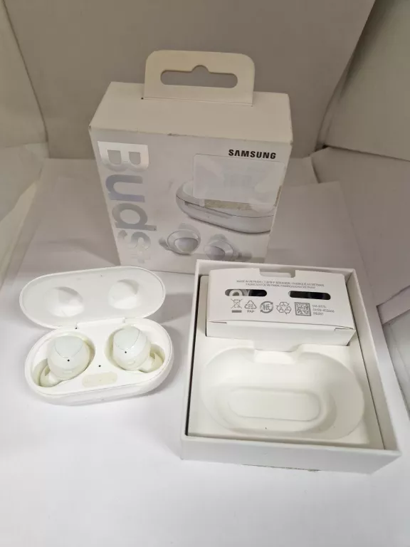 sluchawki-samsung-buds-plus-opis-seminaryjska-2-kielce